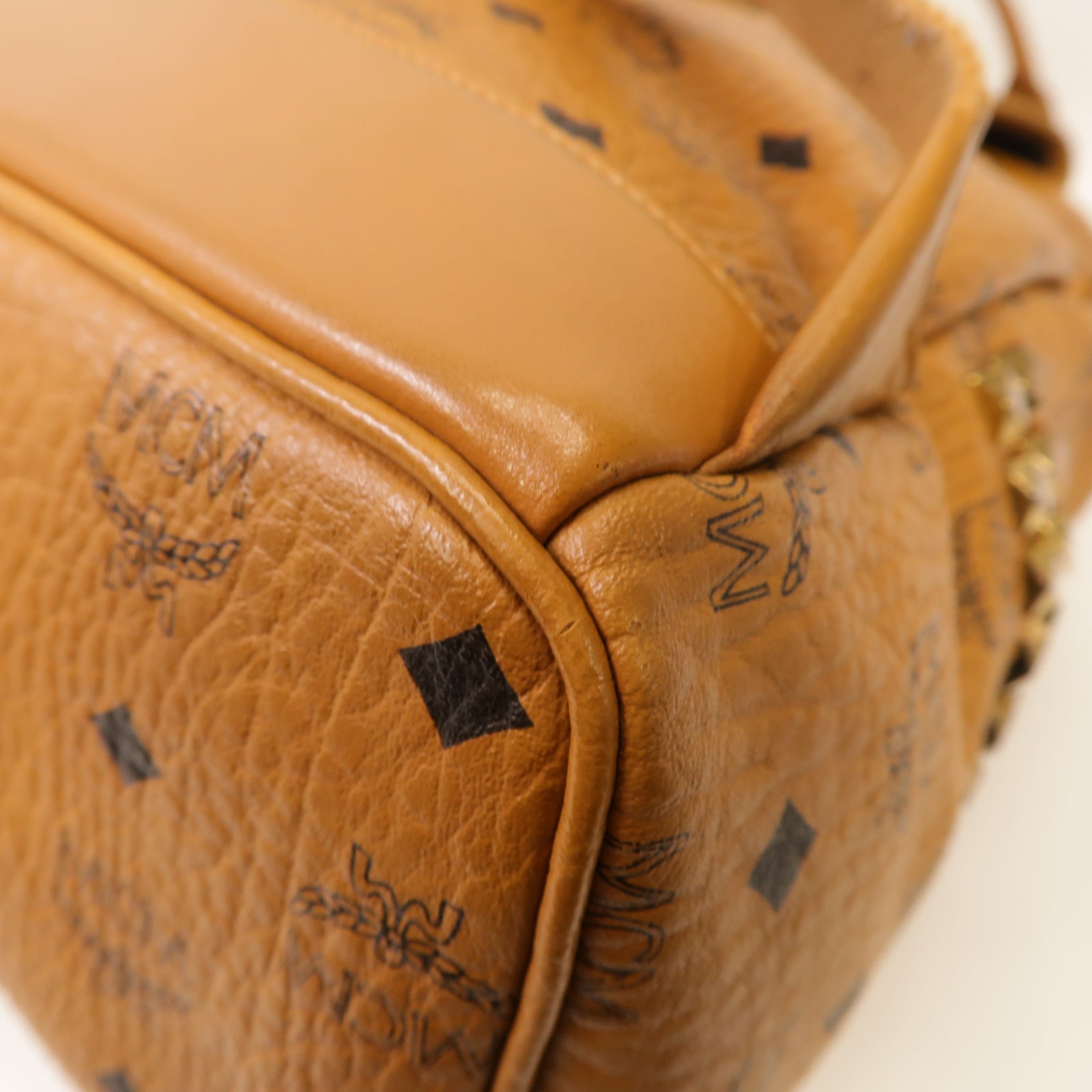 MCM 【激減優惠】皮革Stark Side Studs Backpack金扣背包啡色