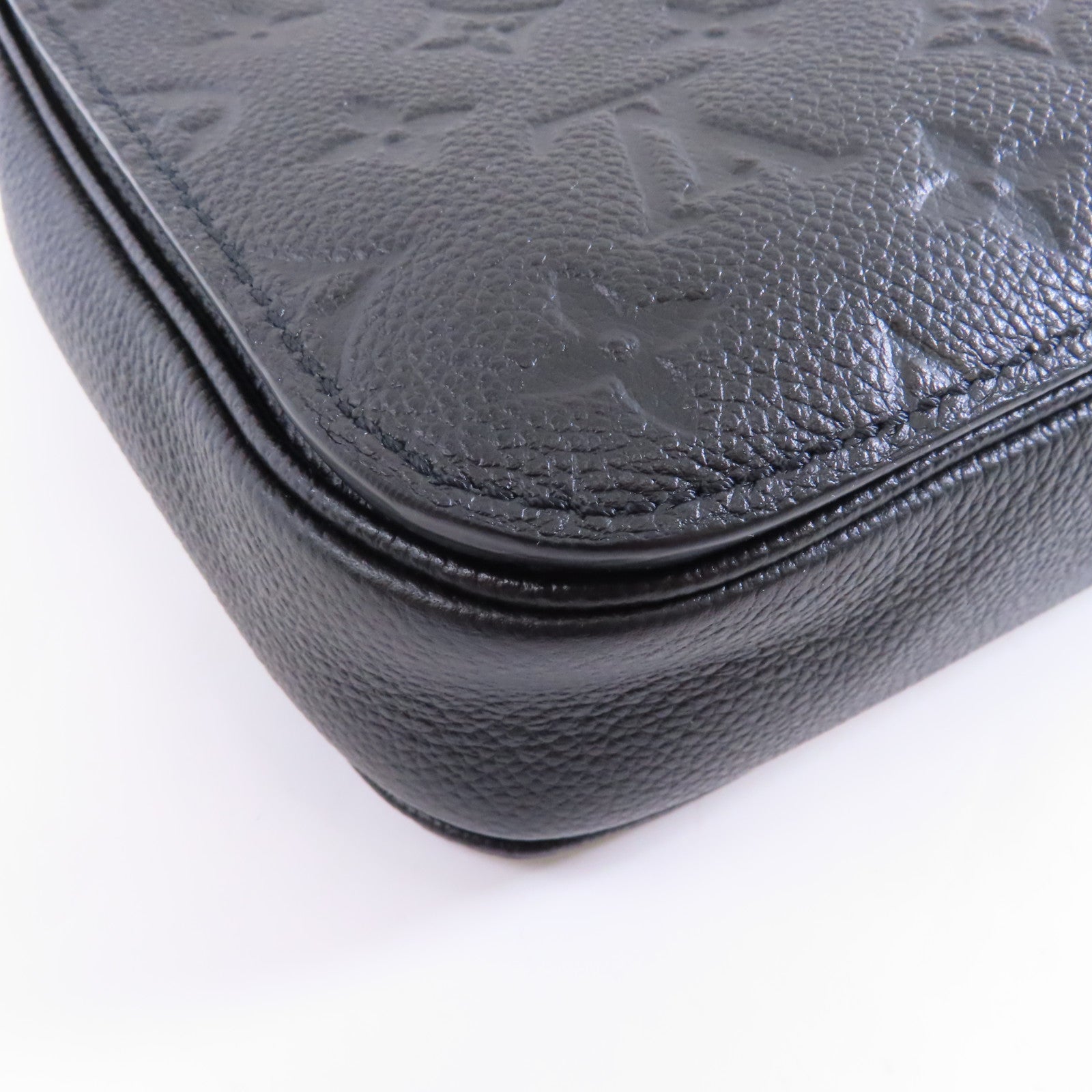 LOUIS VUITTON Monogram Empreinte Pochette Metis金扣手挽肩背兩用袋黑色