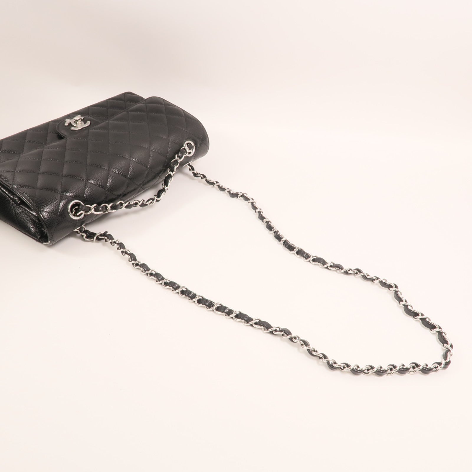 CHANEL 牛皮皮革Classic 25銀扣鏈帶肩背袋