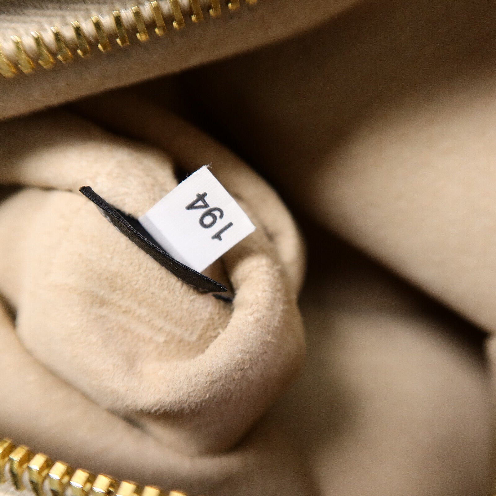 Miu Miu 鹿皮皮革2 Way Shoulder Bag手挽肩背兩用袋