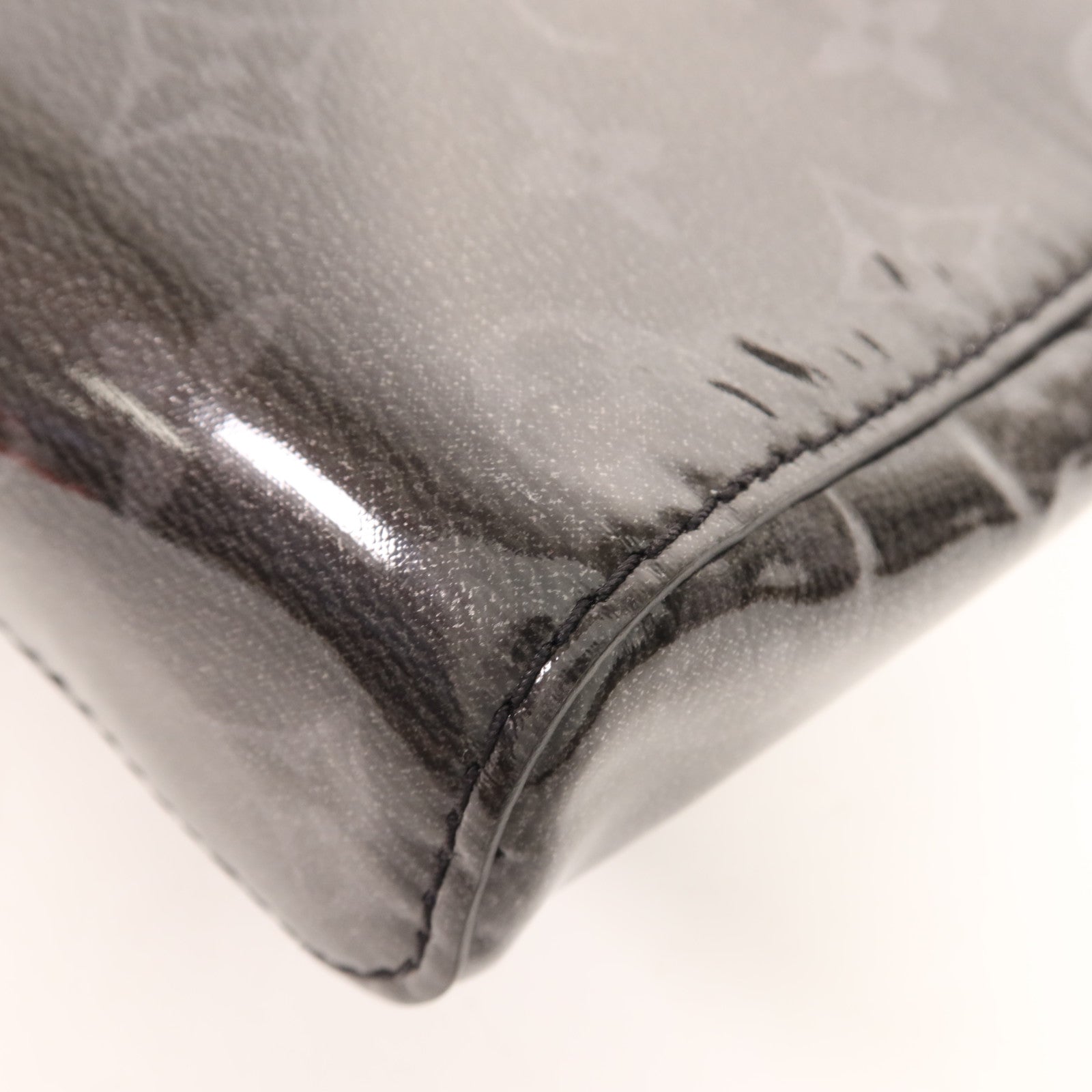 LOUIS VUITTON Monogram Eclipse Glaze Messenger PM肩背袋