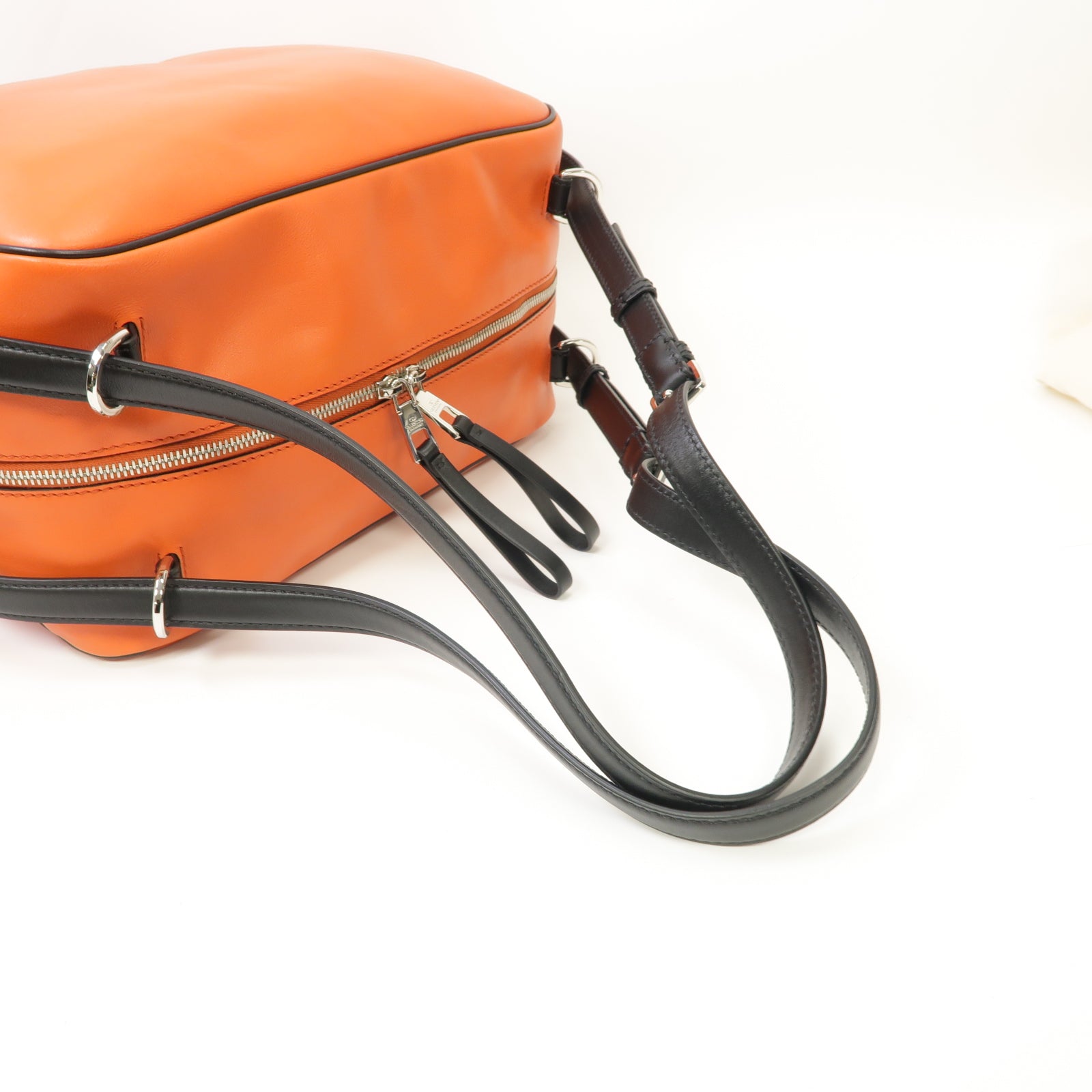 Valentino 【激減優惠】牛皮皮革Shoulder Bag銀扣肩背袋橙色