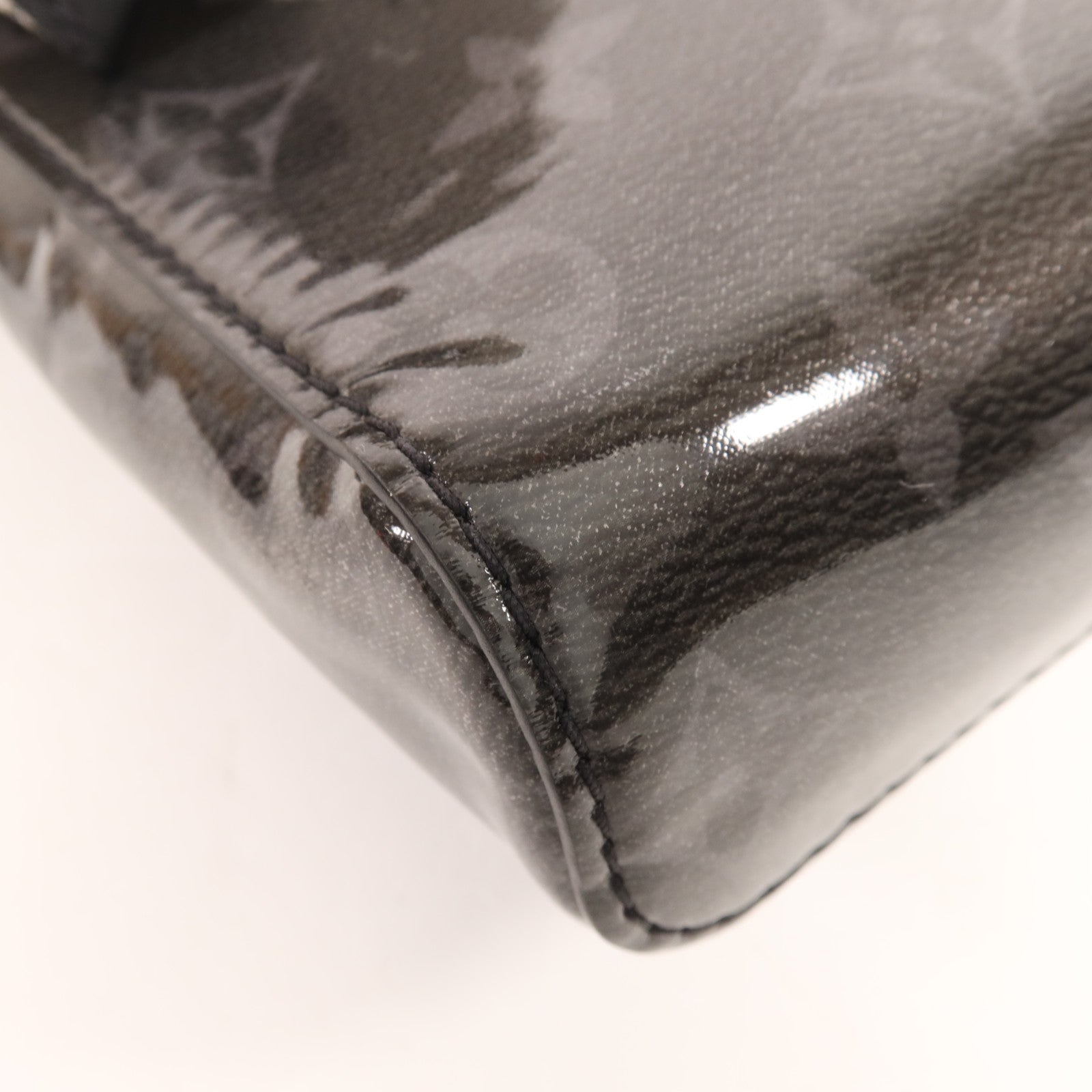 LOUIS VUITTON Monogram Eclipse Glaze Messenger PM肩背袋