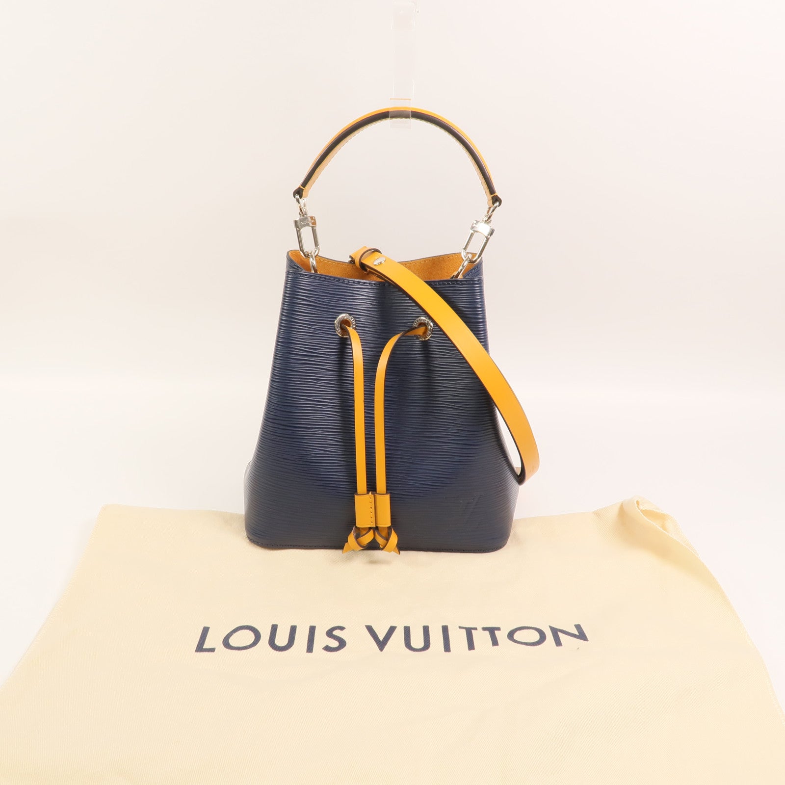 LOUIS VUITTON Epi Neo Noe BB銀扣手挽肩背兩用袋