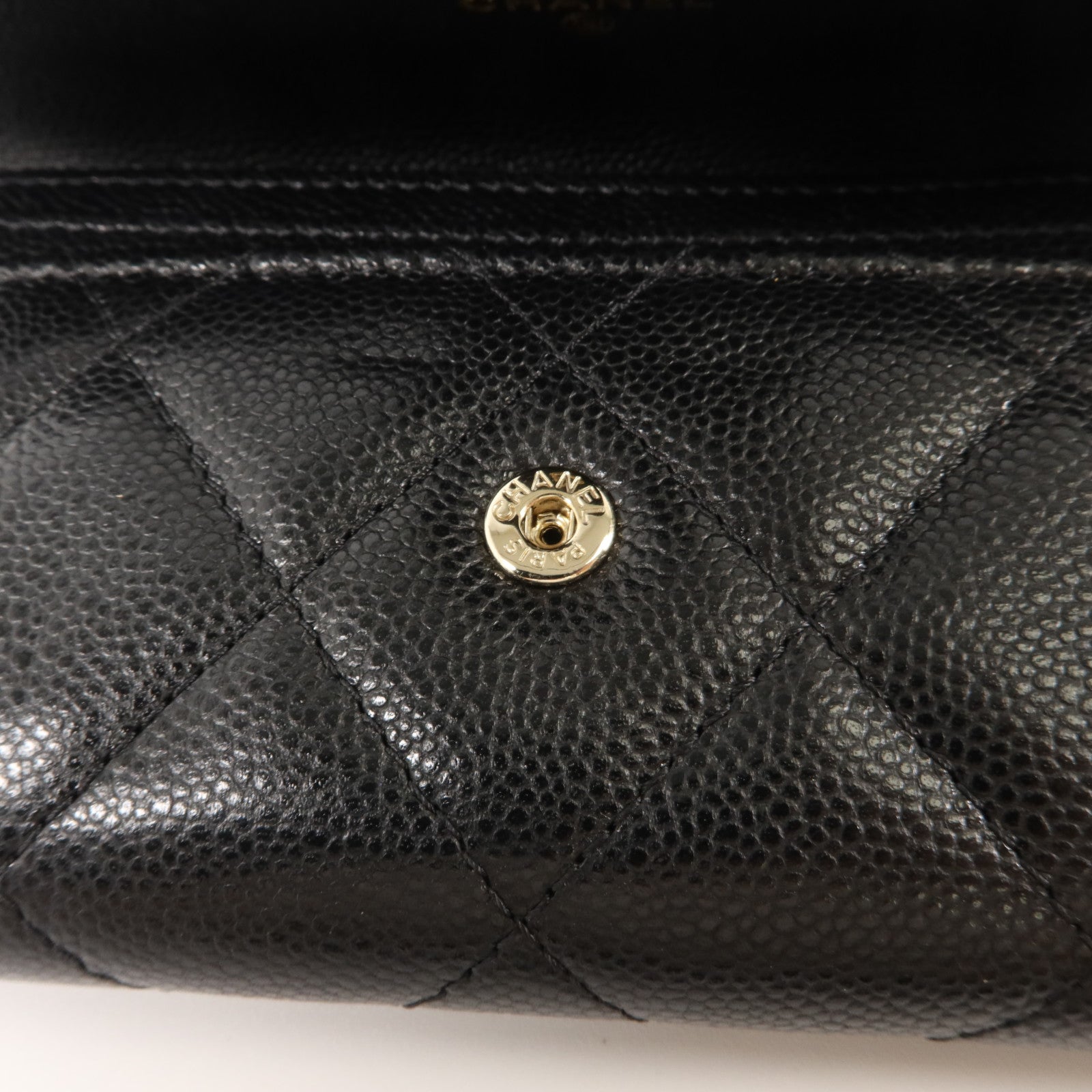 CHANEL 牛皮皮革Classic Medium Flap Wallet錢包