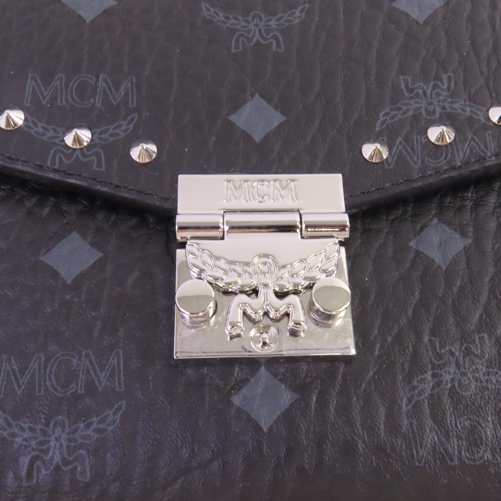 MCM 塗層帆布Visetos Tracy Crossbody銀扣鏈帶肩背袋