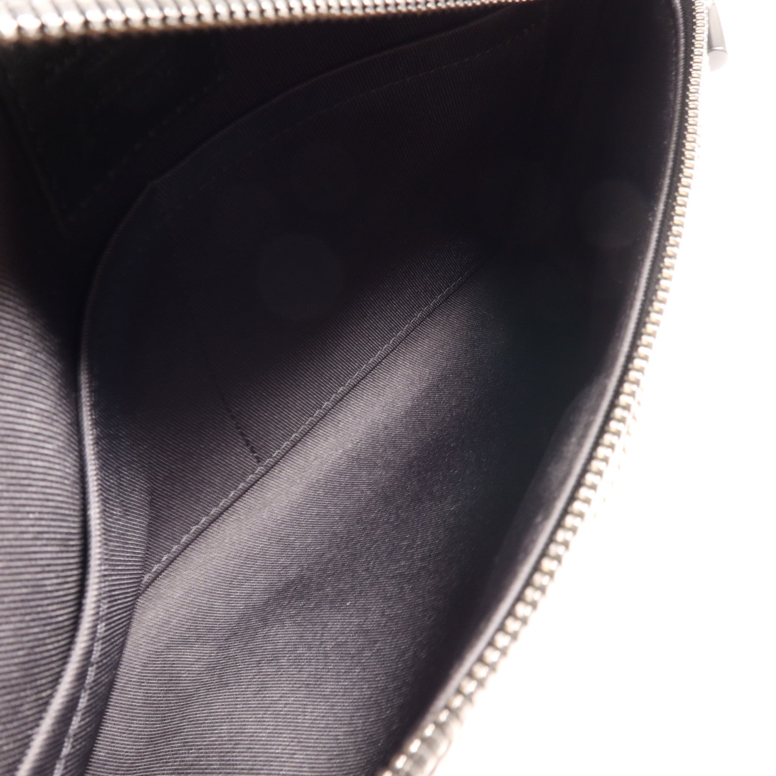 LOUIS VUITTON Monogram Eclipse Glaze Messenger PM肩背袋