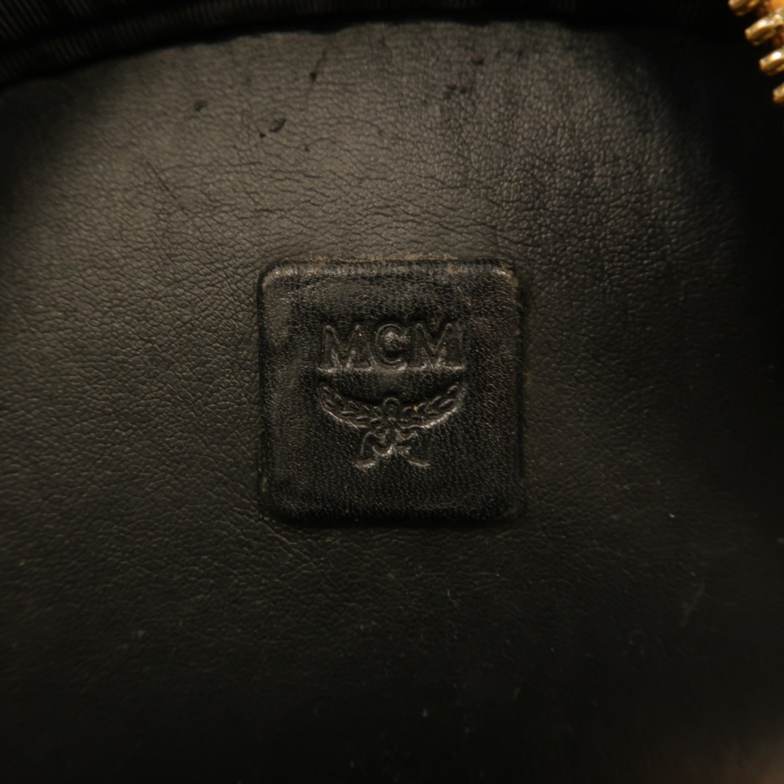 MCM 【激減優惠】皮革Stark Side Studs Backpack金扣背包啡色