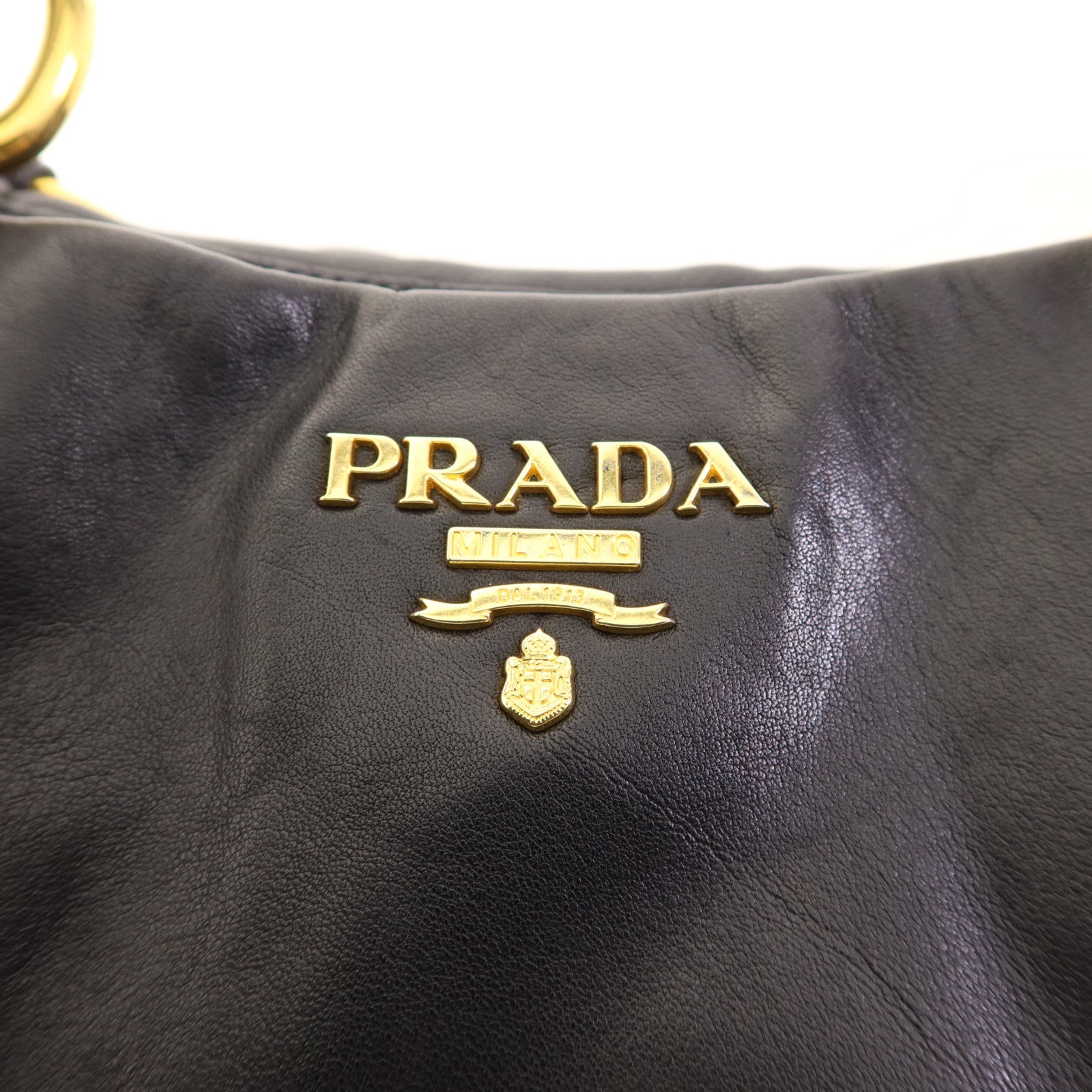 PRADA 牛皮皮革Shoulder Bag金扣肩背袋