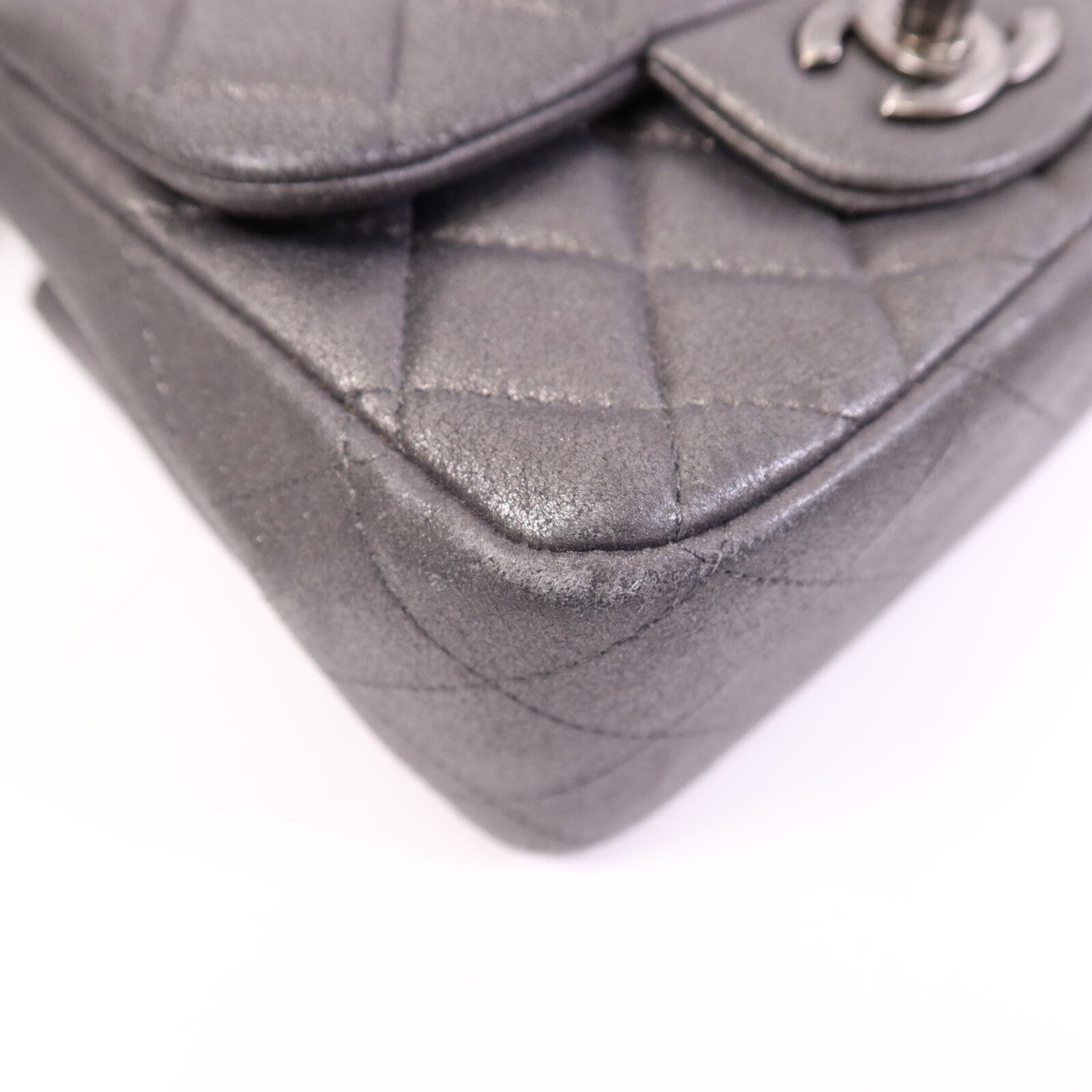 CHANEL 牛皮皮革Mini Classic 17銀扣鏈帶肩背袋