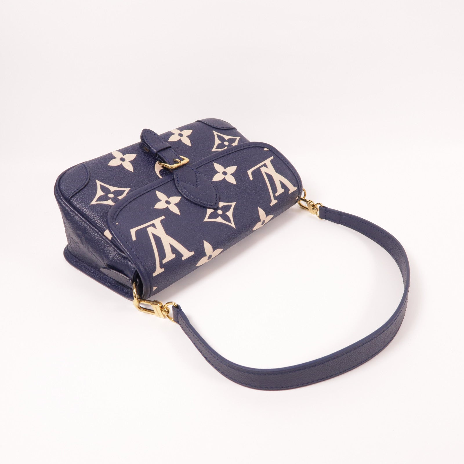 LOUIS VUITTON Monogram Empreinte Diane金扣肩背袋