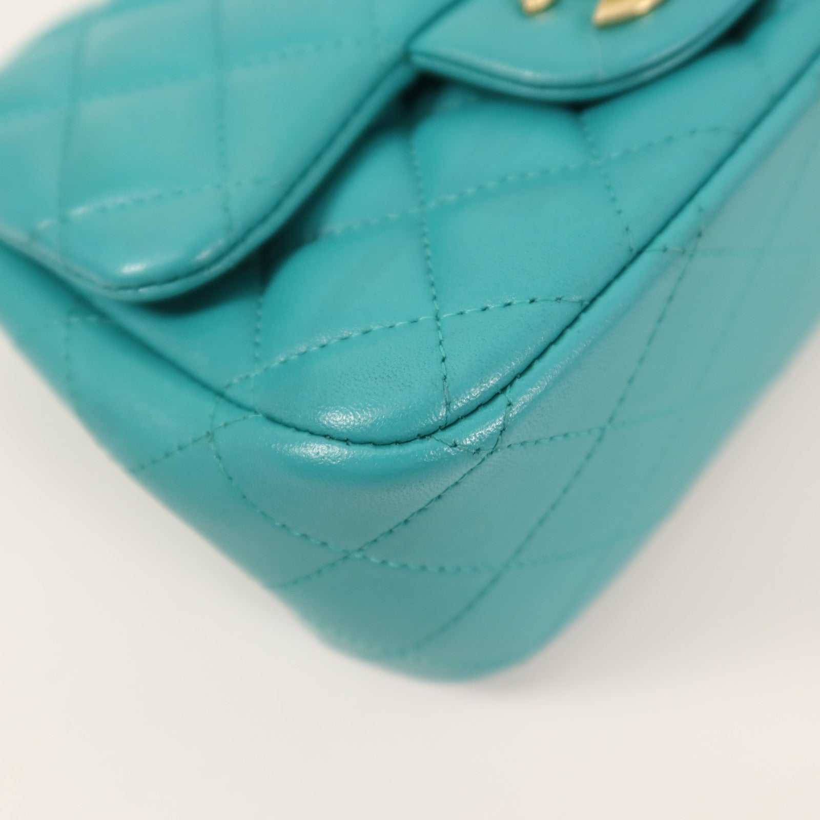 CHANEL 羊皮皮革Mini Classic 17鏈帶肩背袋