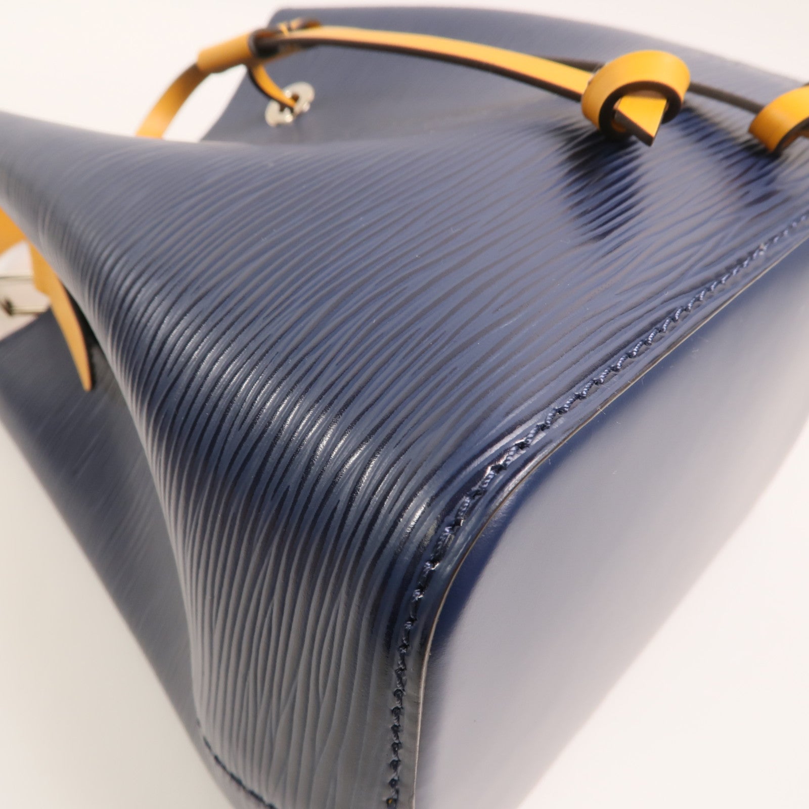LOUIS VUITTON Epi Neo Noe BB銀扣手挽肩背兩用袋