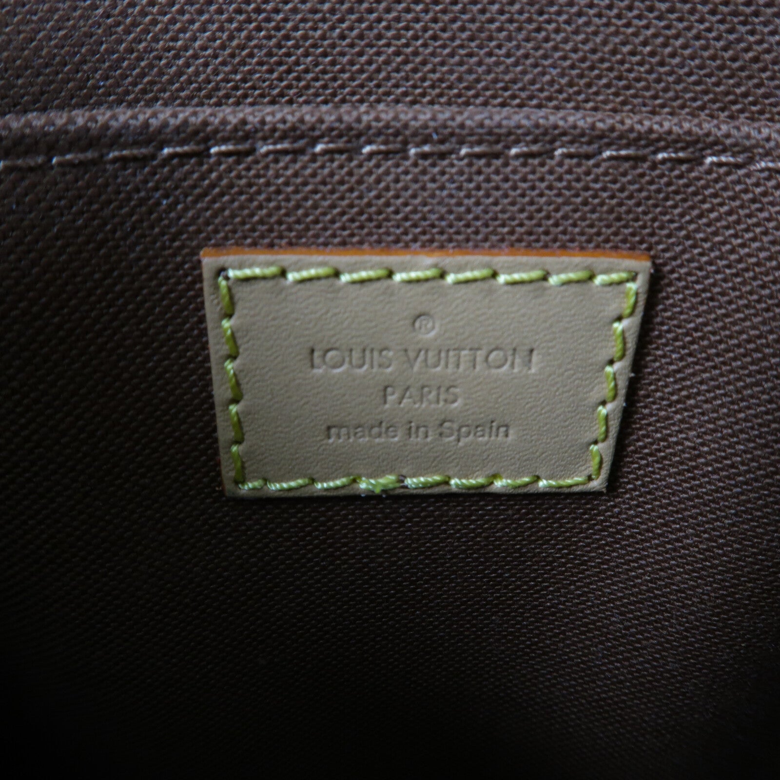 LOUIS VUITTON Monogram Petit Sac Plat手挽肩背兩用袋