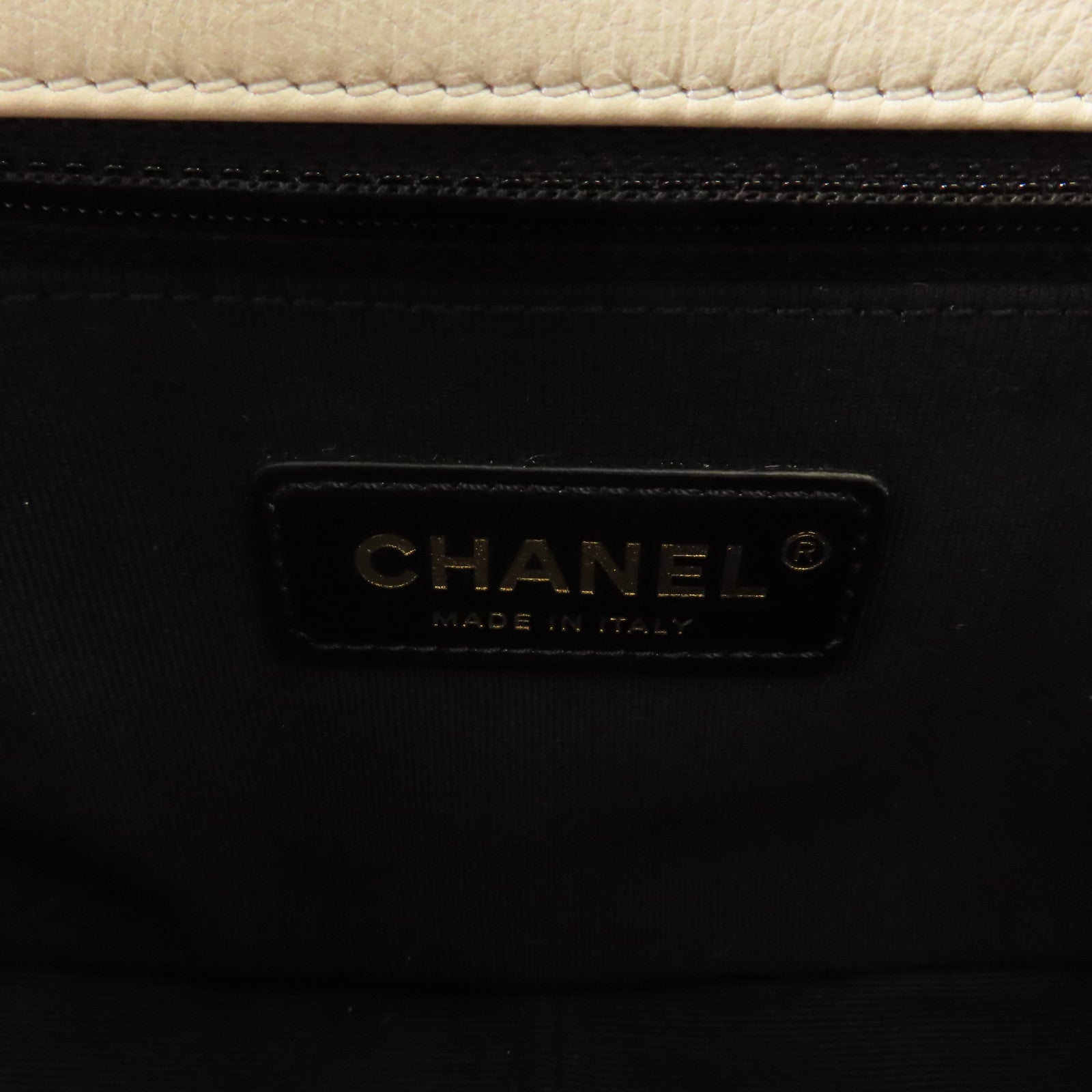 CHANEL【激減優惠】 牛皮皮革Chain Shoulder金扣鏈帶肩背袋