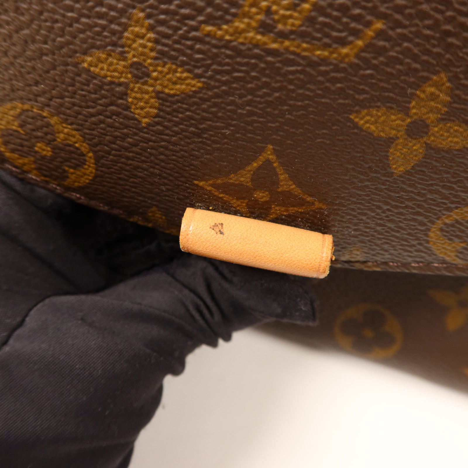 LOUIS VUITTON Monogram Pochette Metis MM金扣手挽肩背兩用袋