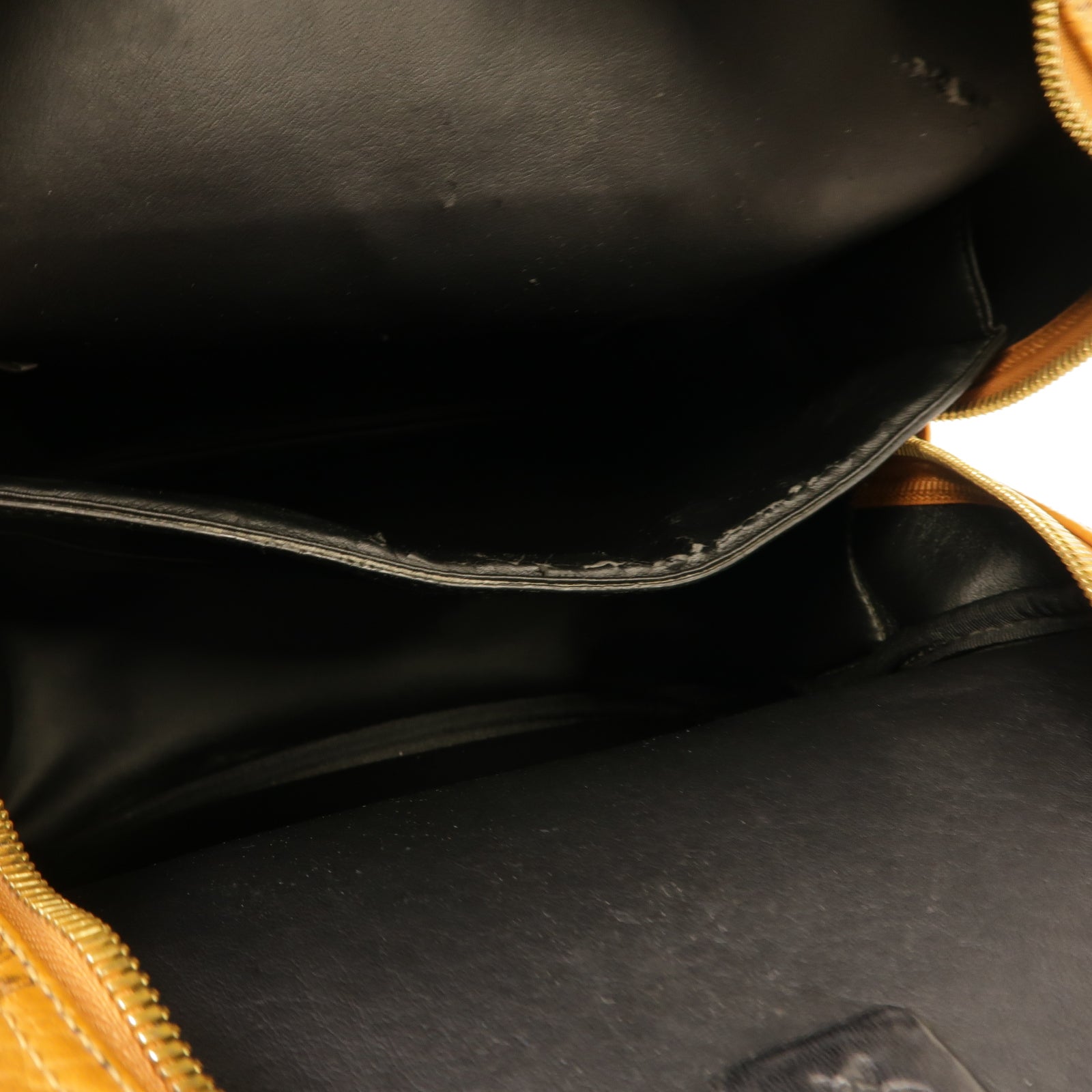 MCM 【激減優惠】皮革Stark Side Studs Backpack金扣背包啡色