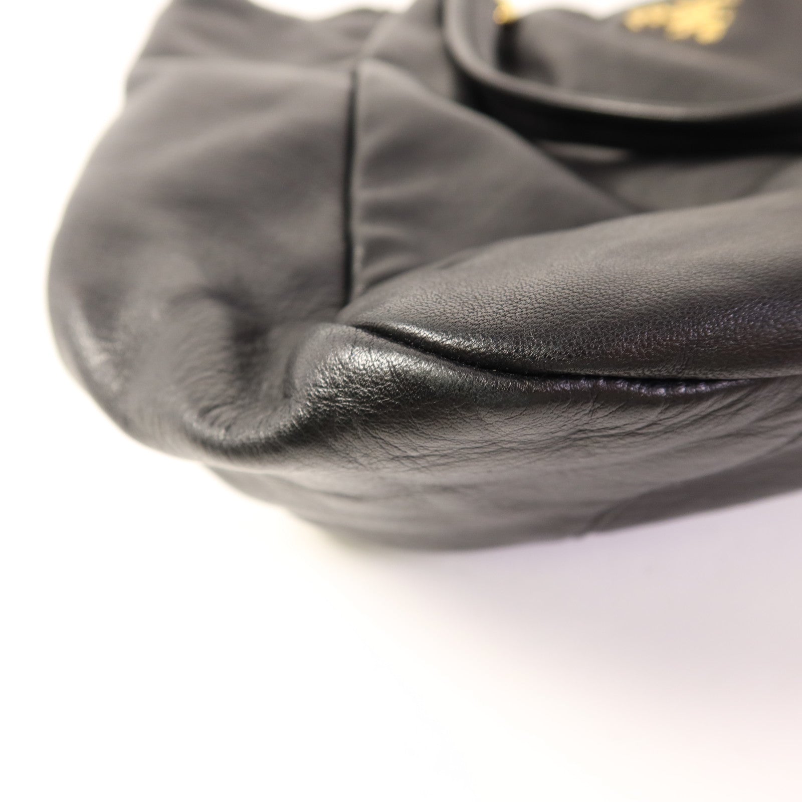 PRADA 牛皮皮革Shoulder Bag金扣肩背袋