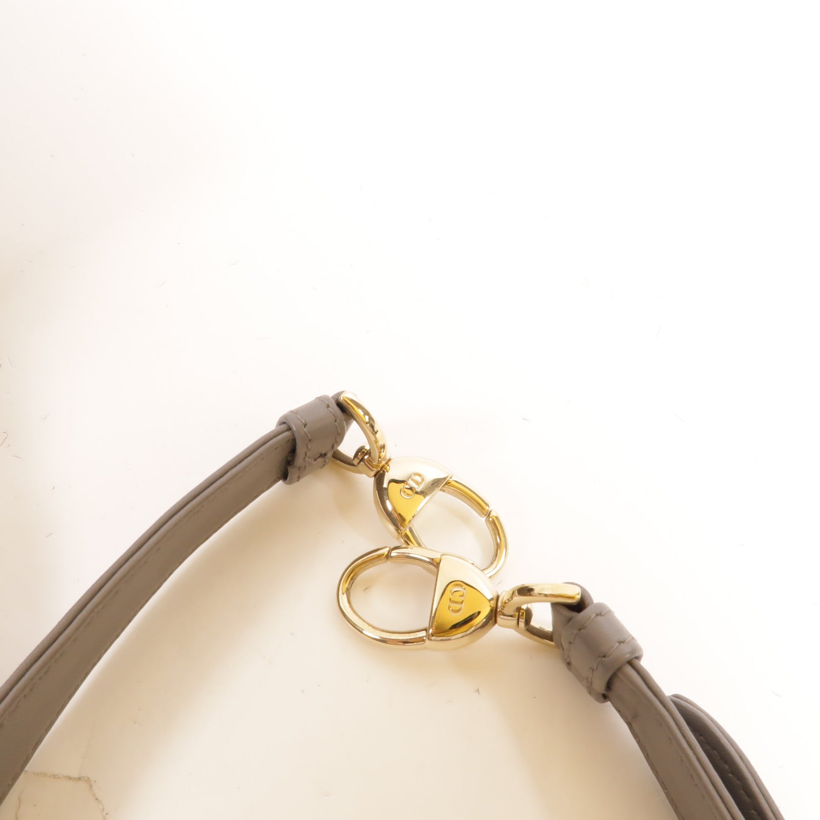 Dior 羊皮皮革Lady Dior Medium手挽肩背兩用袋