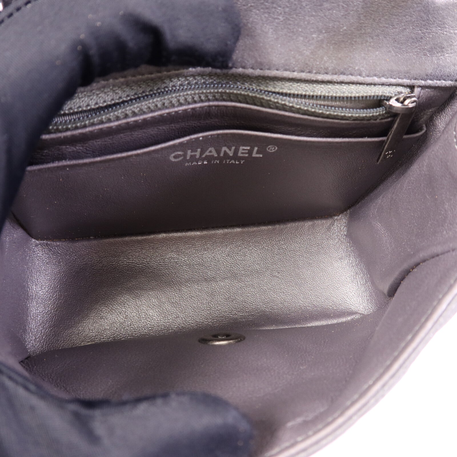 CHANEL 牛皮皮革Mini Classic 17銀扣鏈帶肩背袋