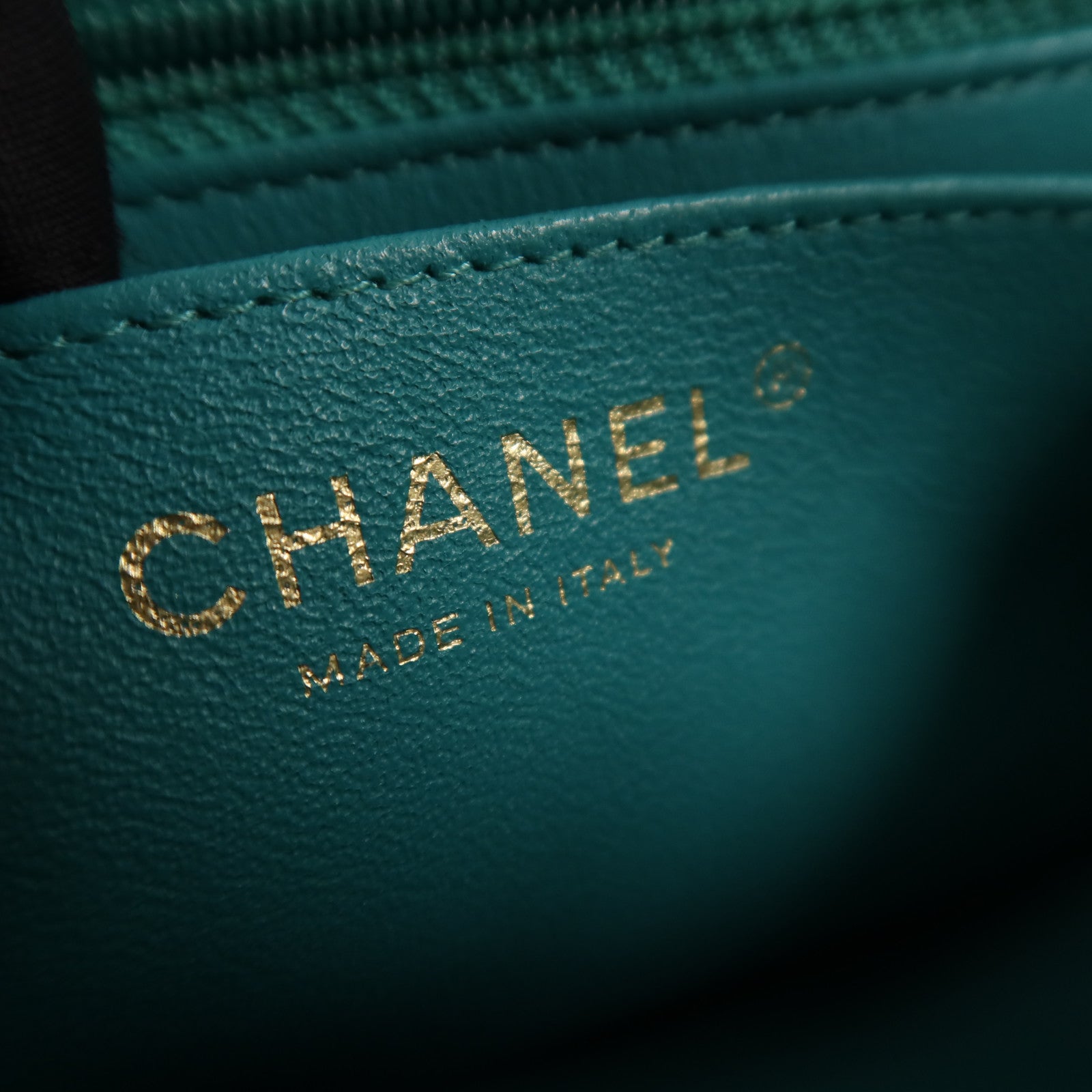 CHANEL 羊皮皮革Mini Classic 17鏈帶肩背袋