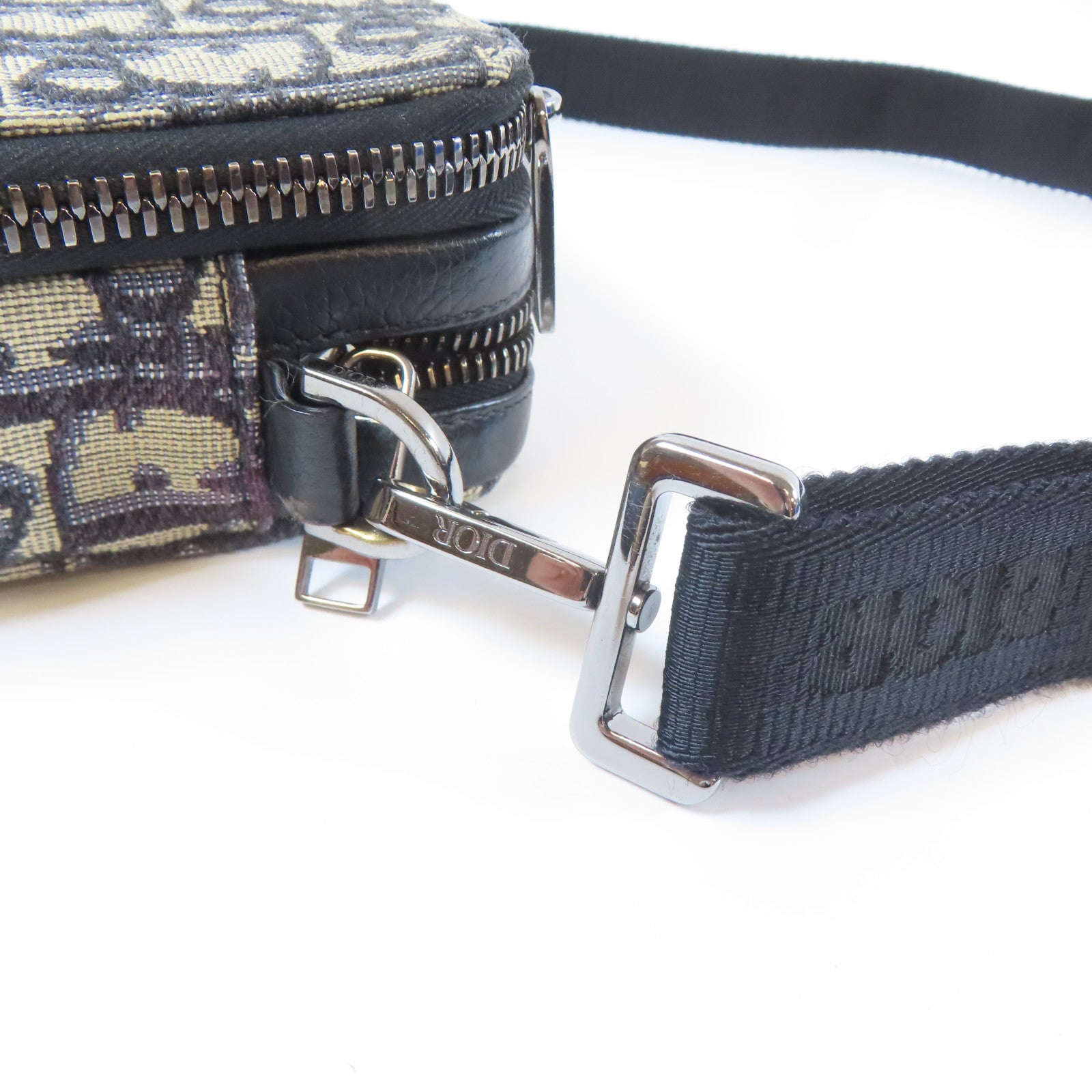 Dior 【激減優惠】帆布Pouch with Strap銀扣肩背袋藍色/米色