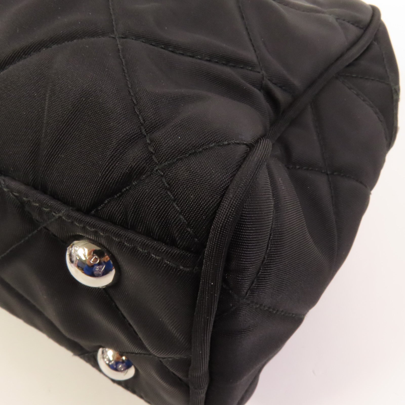 PRADA 尼龍Sholder Bag銀扣肩背袋