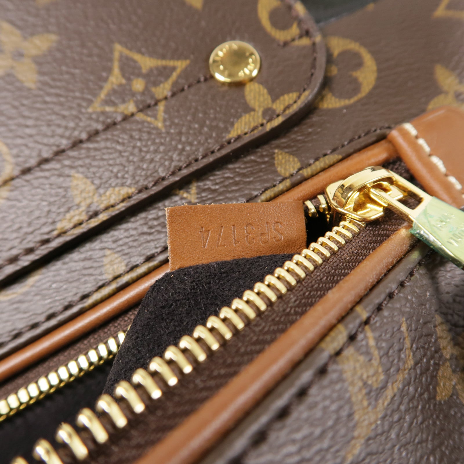 LOUIS VUITTON Monogram Olympe金扣肩背袋