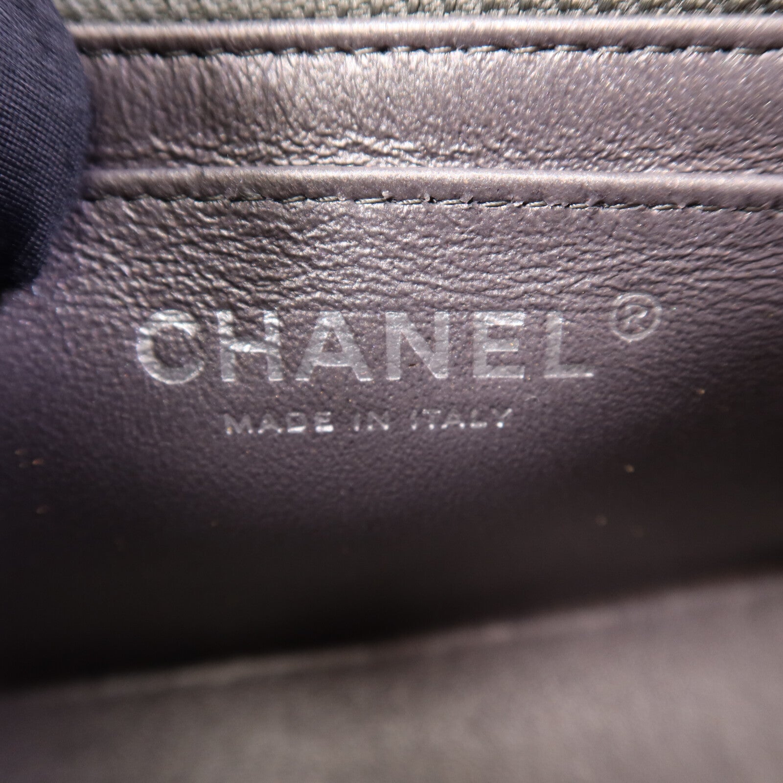 CHANEL 牛皮皮革Mini Classic 17銀扣鏈帶肩背袋