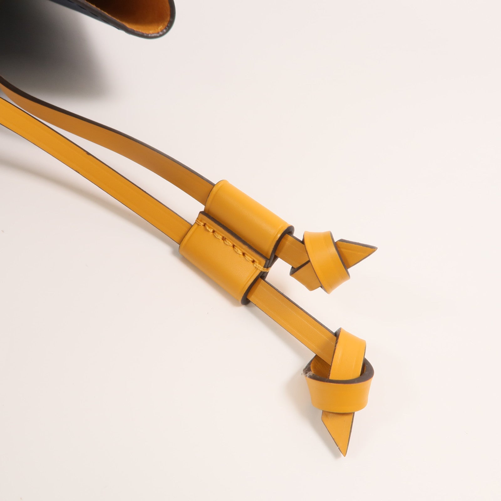 LOUIS VUITTON Epi Neo Noe BB銀扣手挽肩背兩用袋