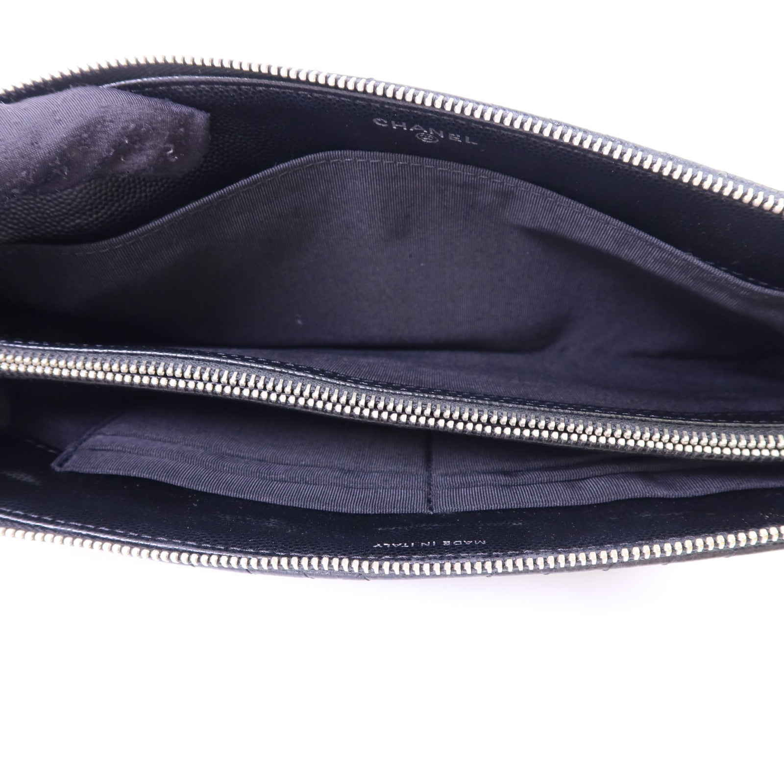 CHANEL 牛皮皮革Pouch銀扣小袋