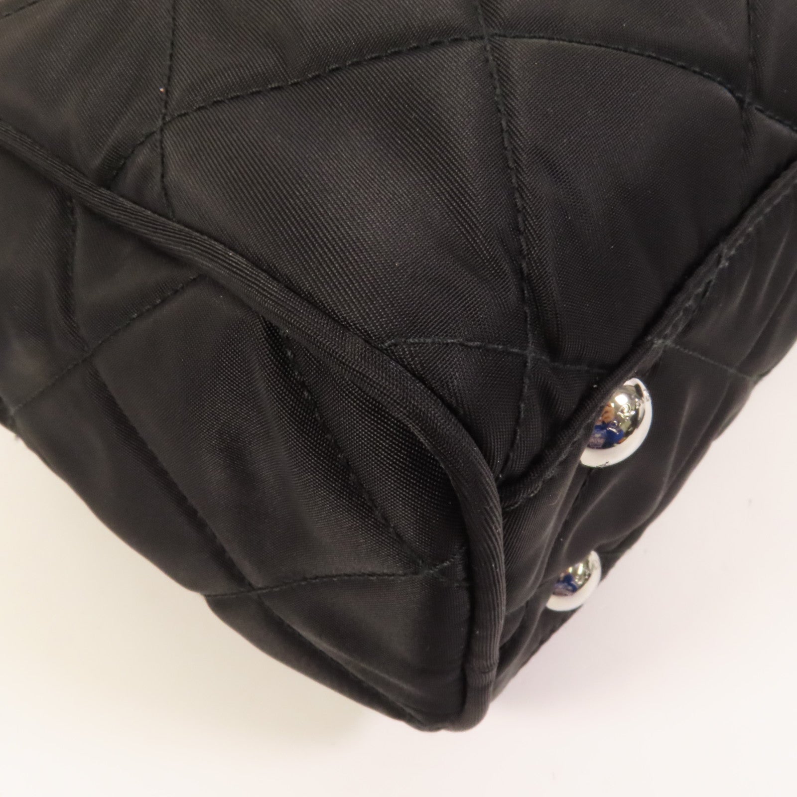 PRADA 尼龍Sholder Bag銀扣肩背袋