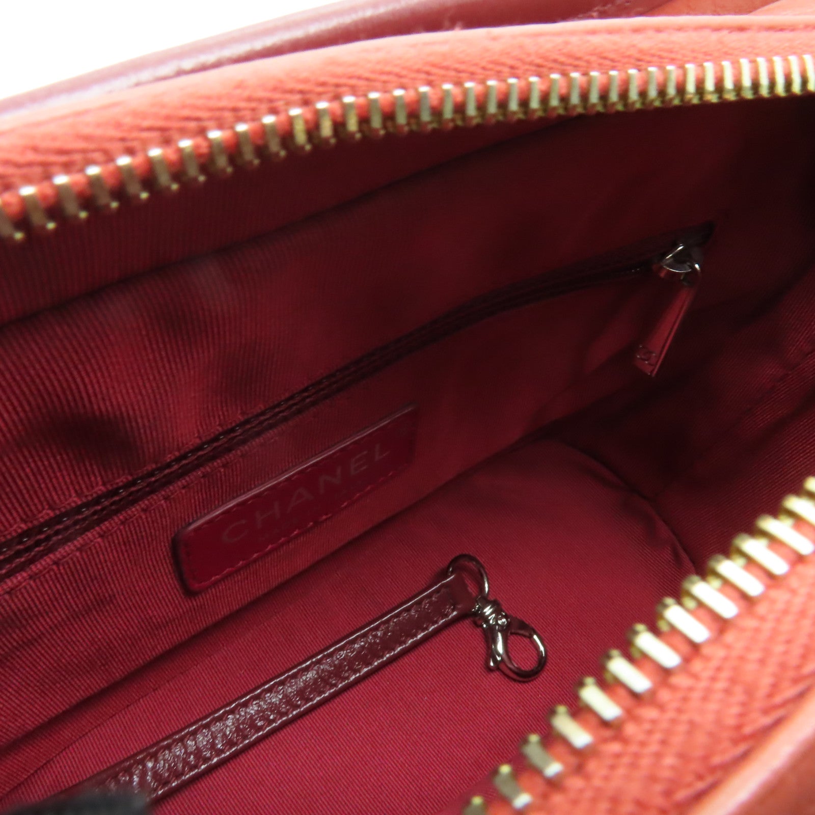 CHANEL 【激減優惠】菱格牛皮皮革Gabrielle Hobo Mini金扣/銀扣鏈帶肩背袋粉紅色/紅色
