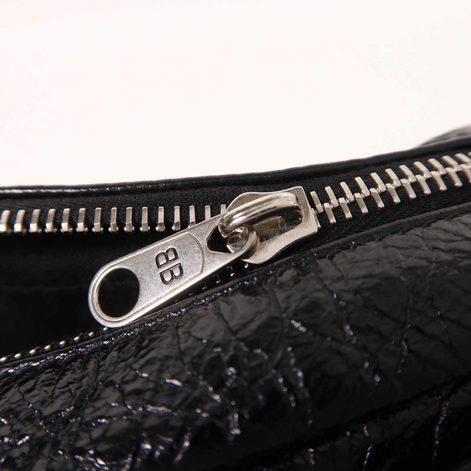 BALENCIAGA 羊皮皮革Superbusy Camera Bag銀扣肩背袋