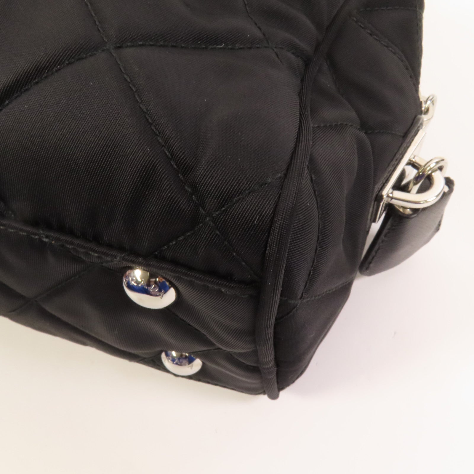 PRADA 尼龍Sholder Bag銀扣肩背袋