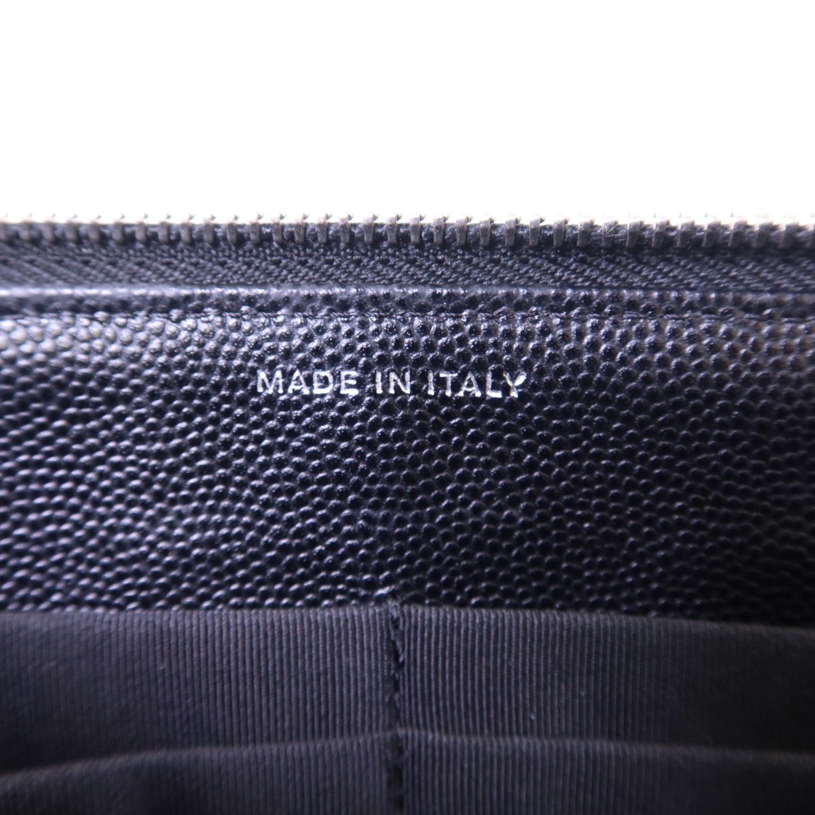 CHANEL 牛皮皮革Pouch銀扣小袋