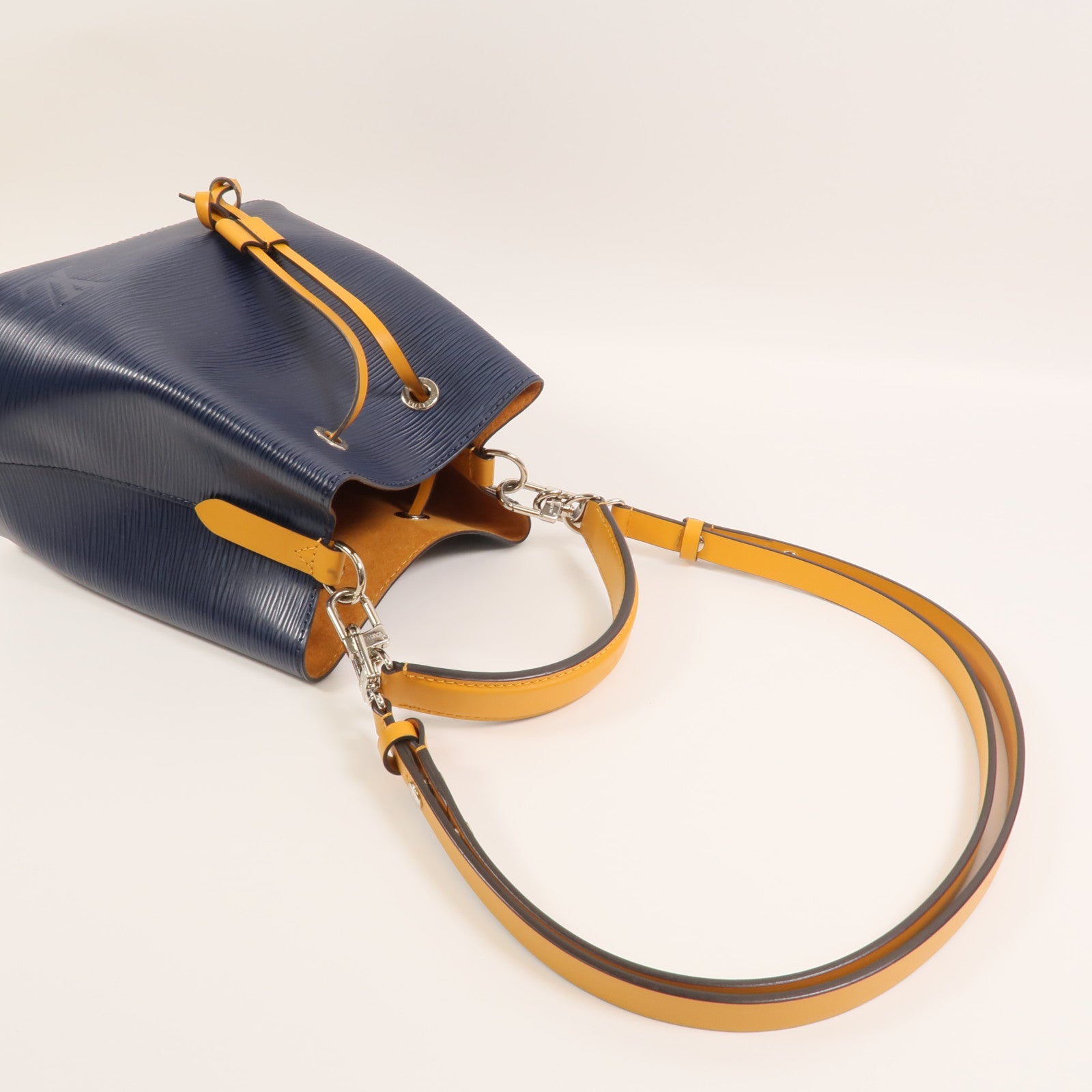LOUIS VUITTON Epi Neo Noe BB銀扣手挽肩背兩用袋