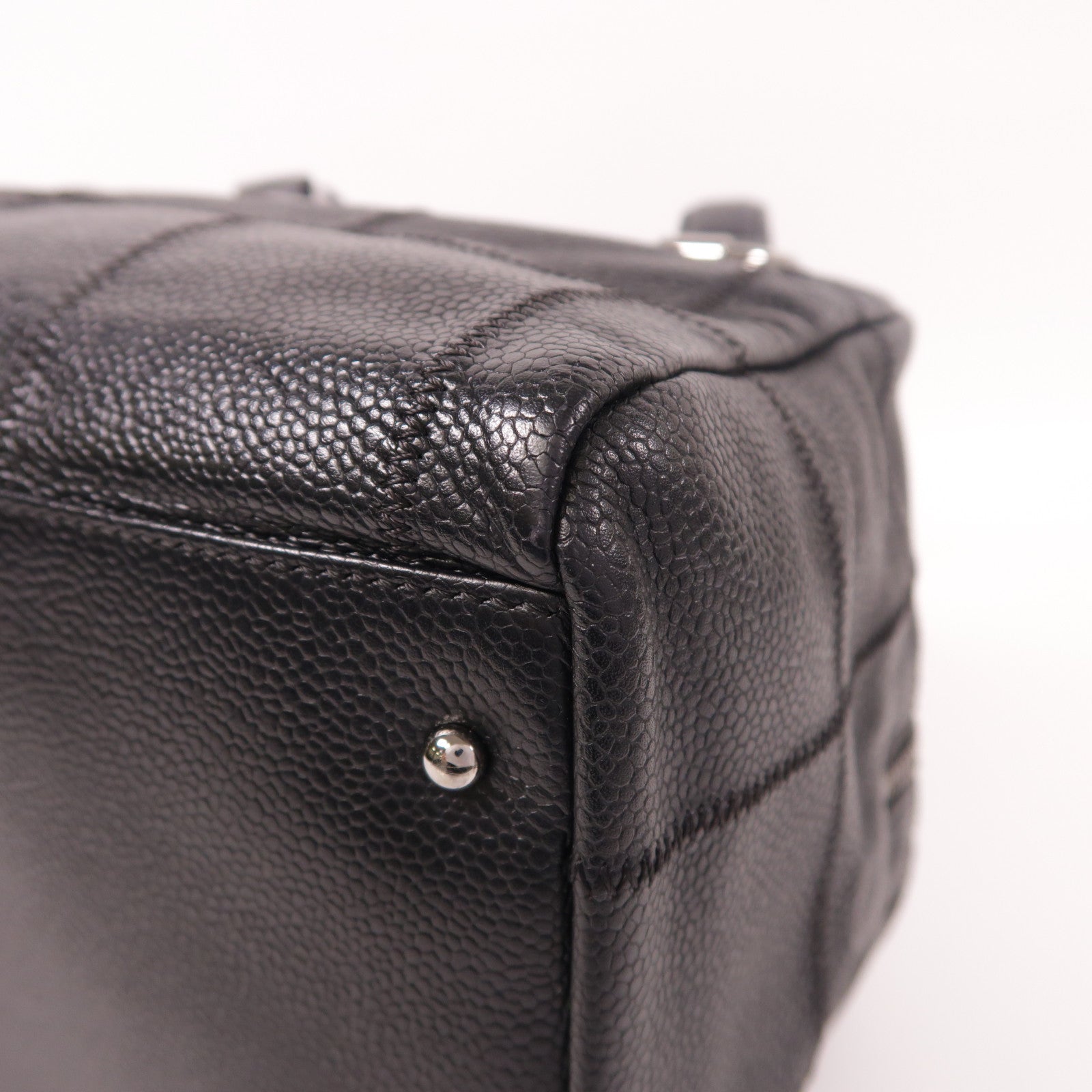CHANEL 牛皮皮革Hand Bag銀扣手挽袋