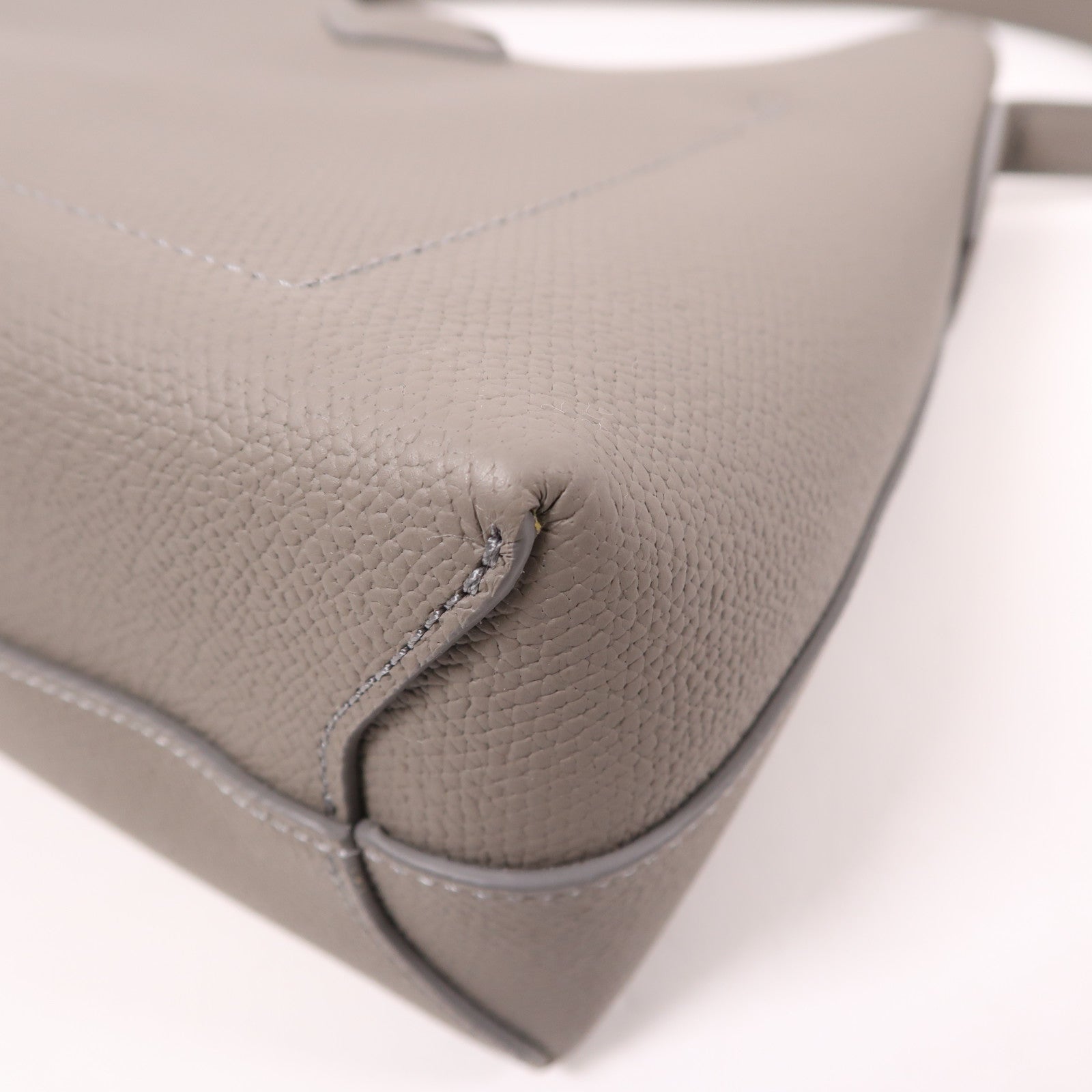 Longchamp 牛皮皮革Shoulder Bag銀扣肩背袋
