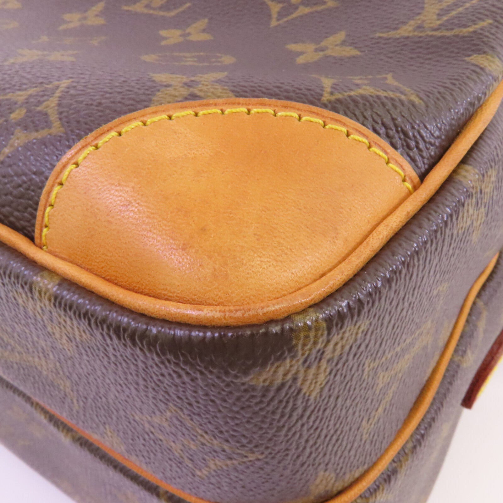 LOUIS VUITTON Monogram Nile金扣肩背袋