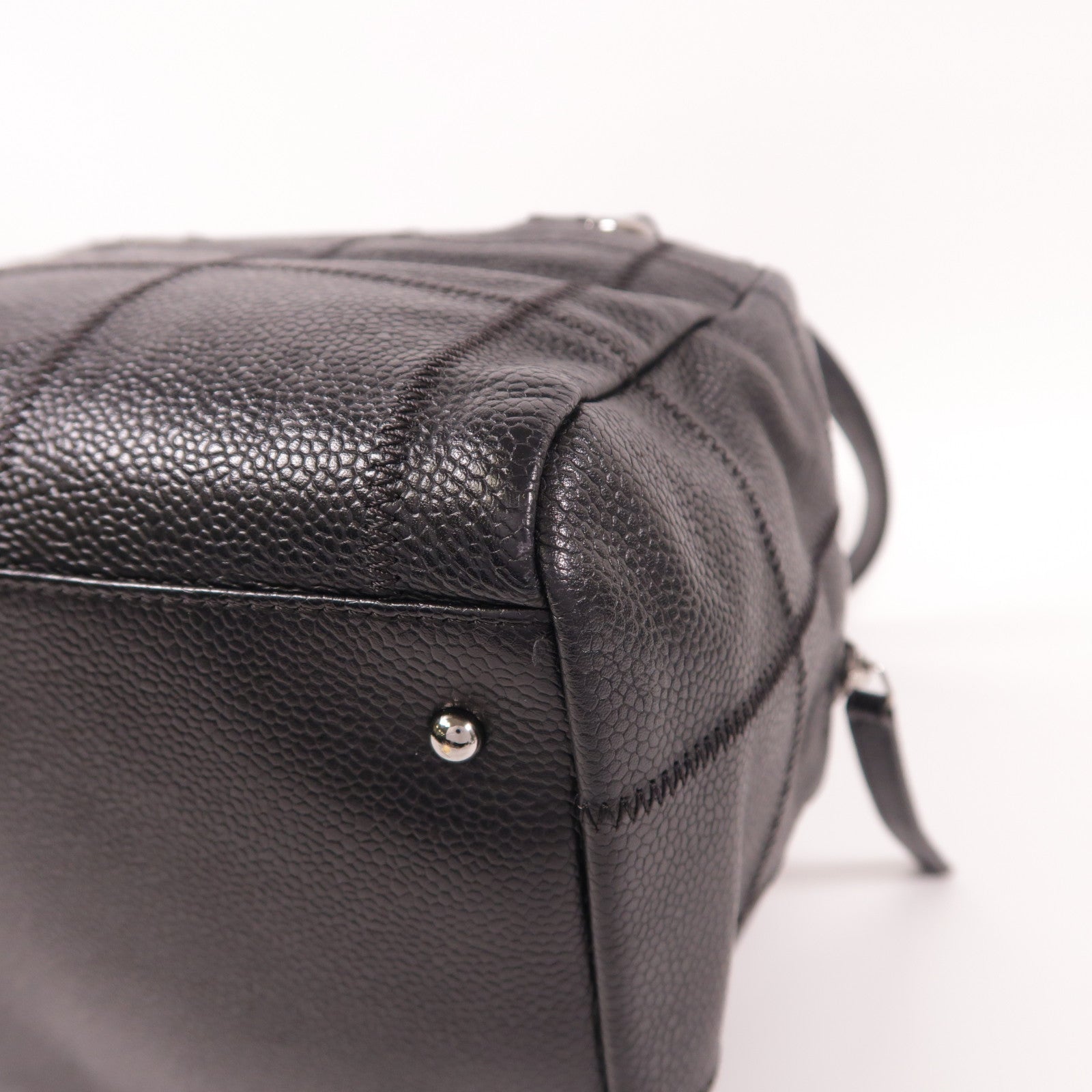 CHANEL 牛皮皮革Hand Bag銀扣手挽袋
