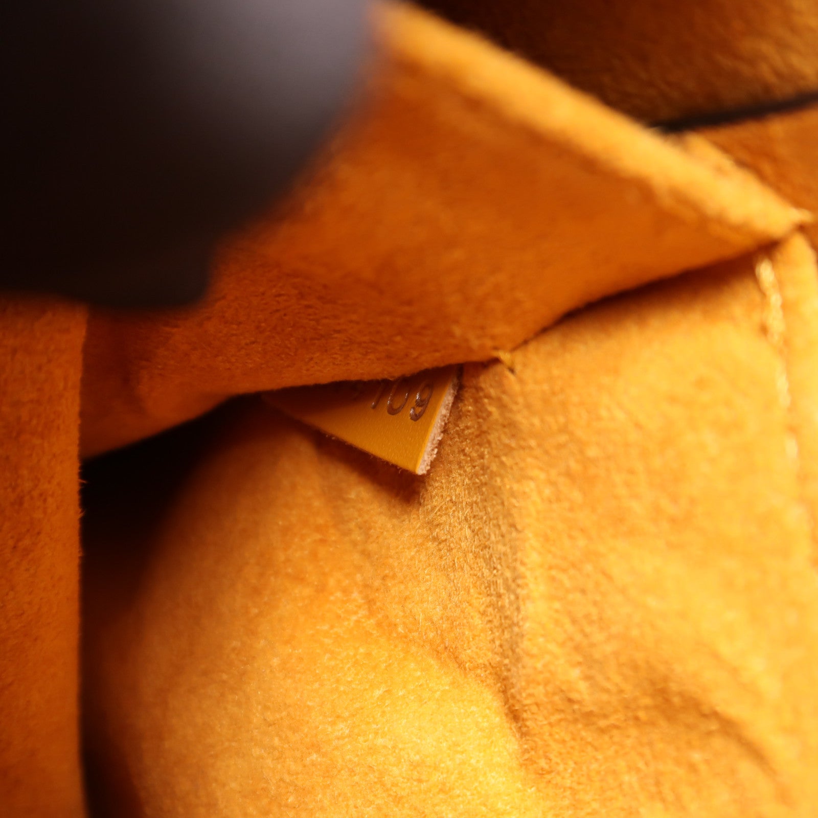 LOUIS VUITTON Epi Neo Noe BB銀扣手挽肩背兩用袋