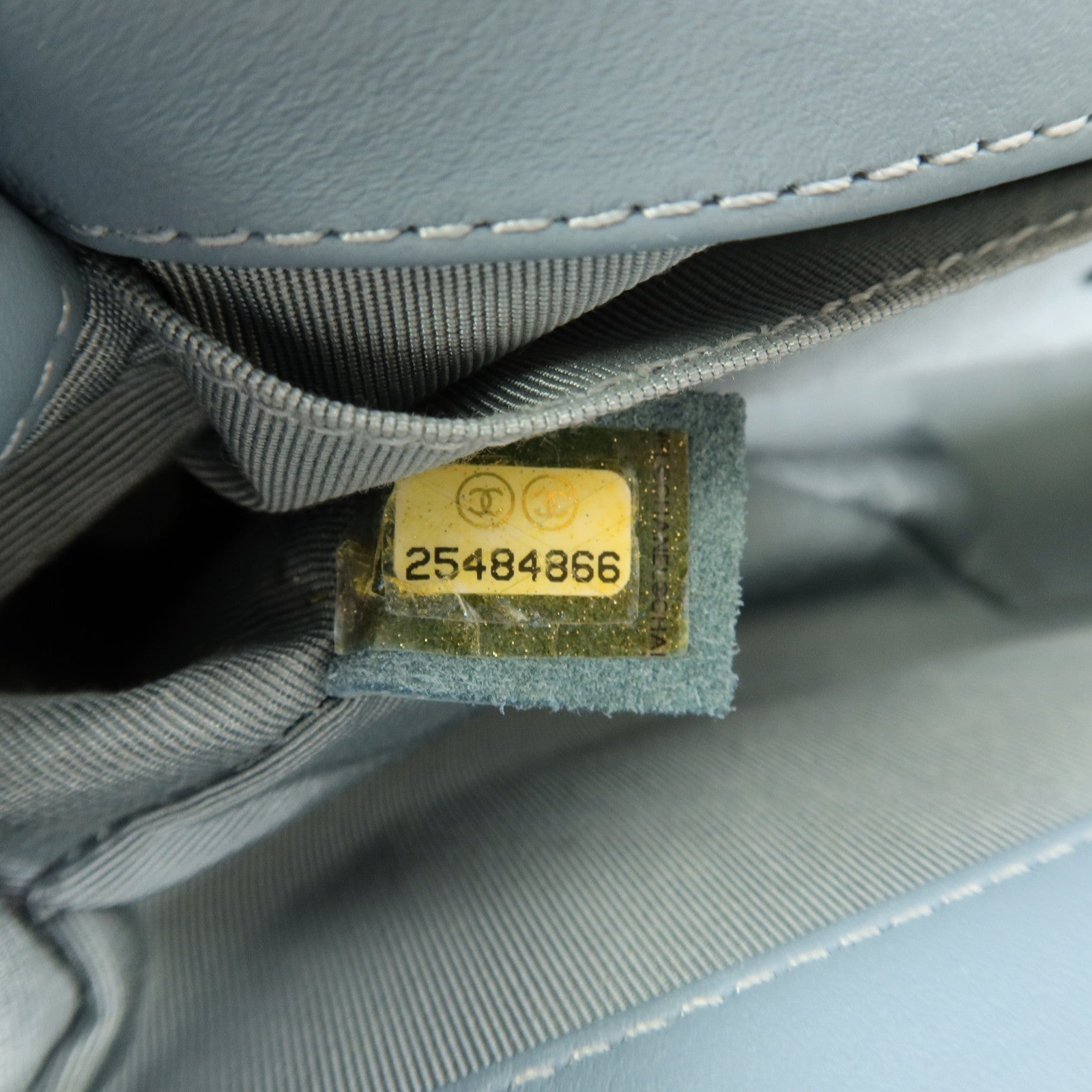 CHANEL 羊皮皮革Boy 25金扣鏈帶肩背袋