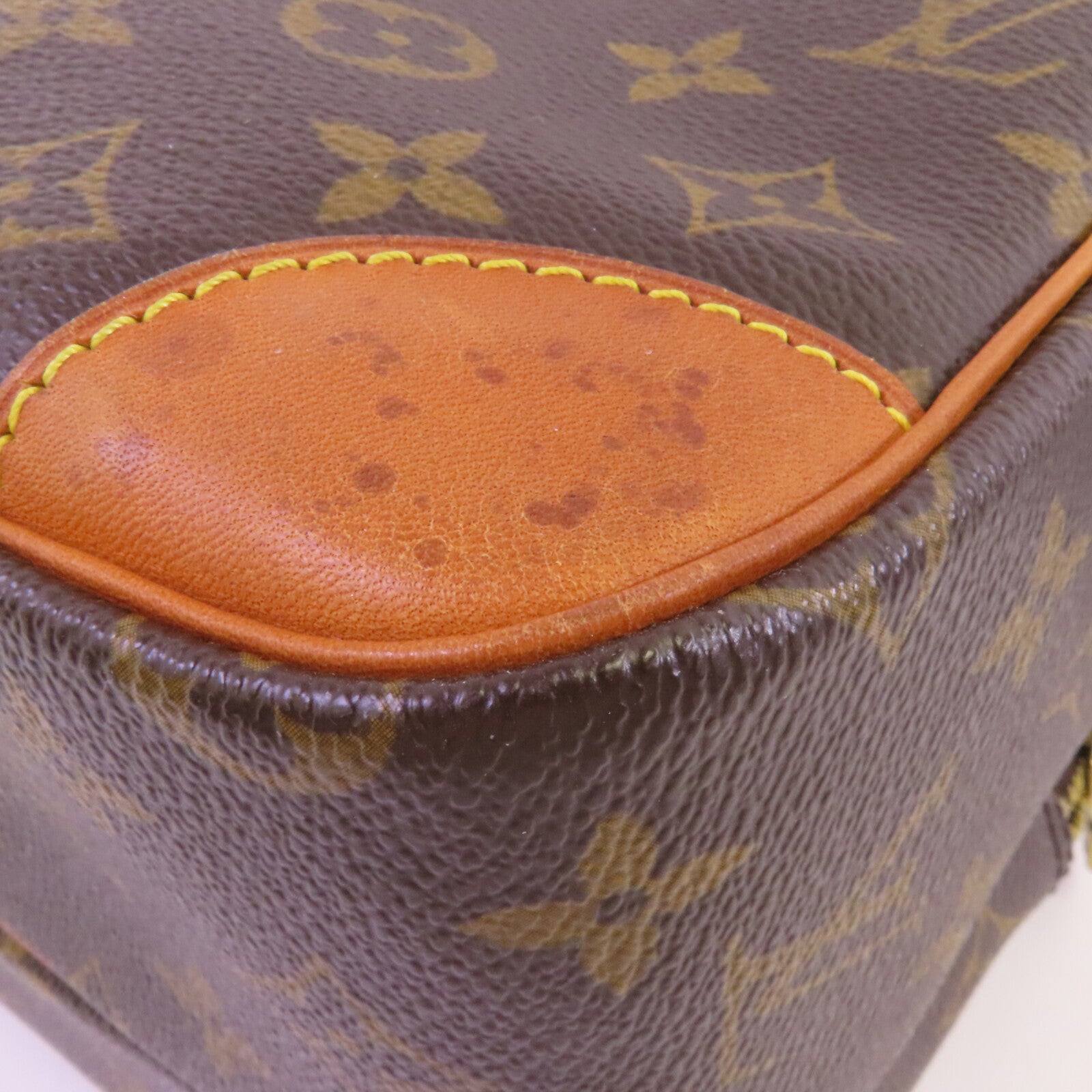 LOUIS VUITTON Monogram Nile金扣肩背袋