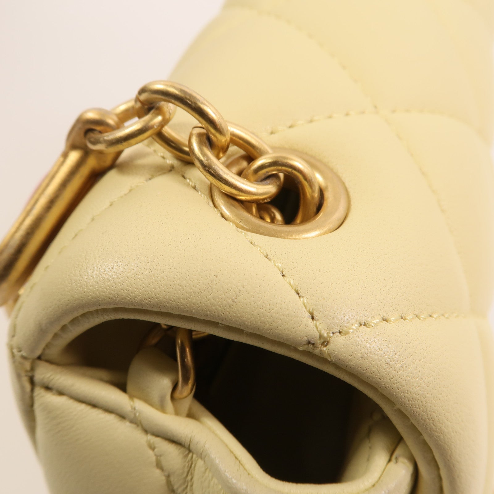CHANEL 羊皮皮革Mini Flap Bag金扣鏈帶肩背袋