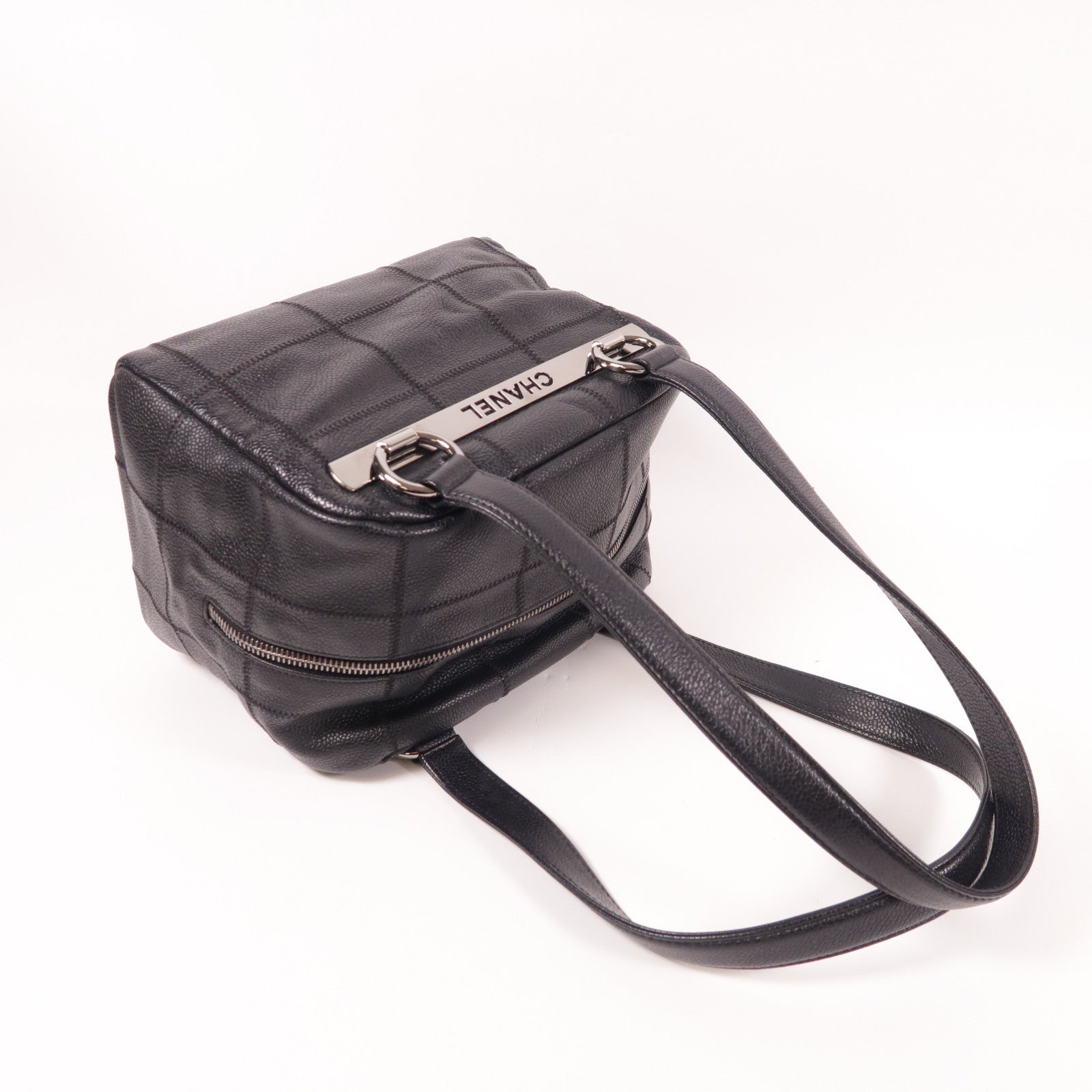 CHANEL 牛皮皮革Hand Bag銀扣手挽袋