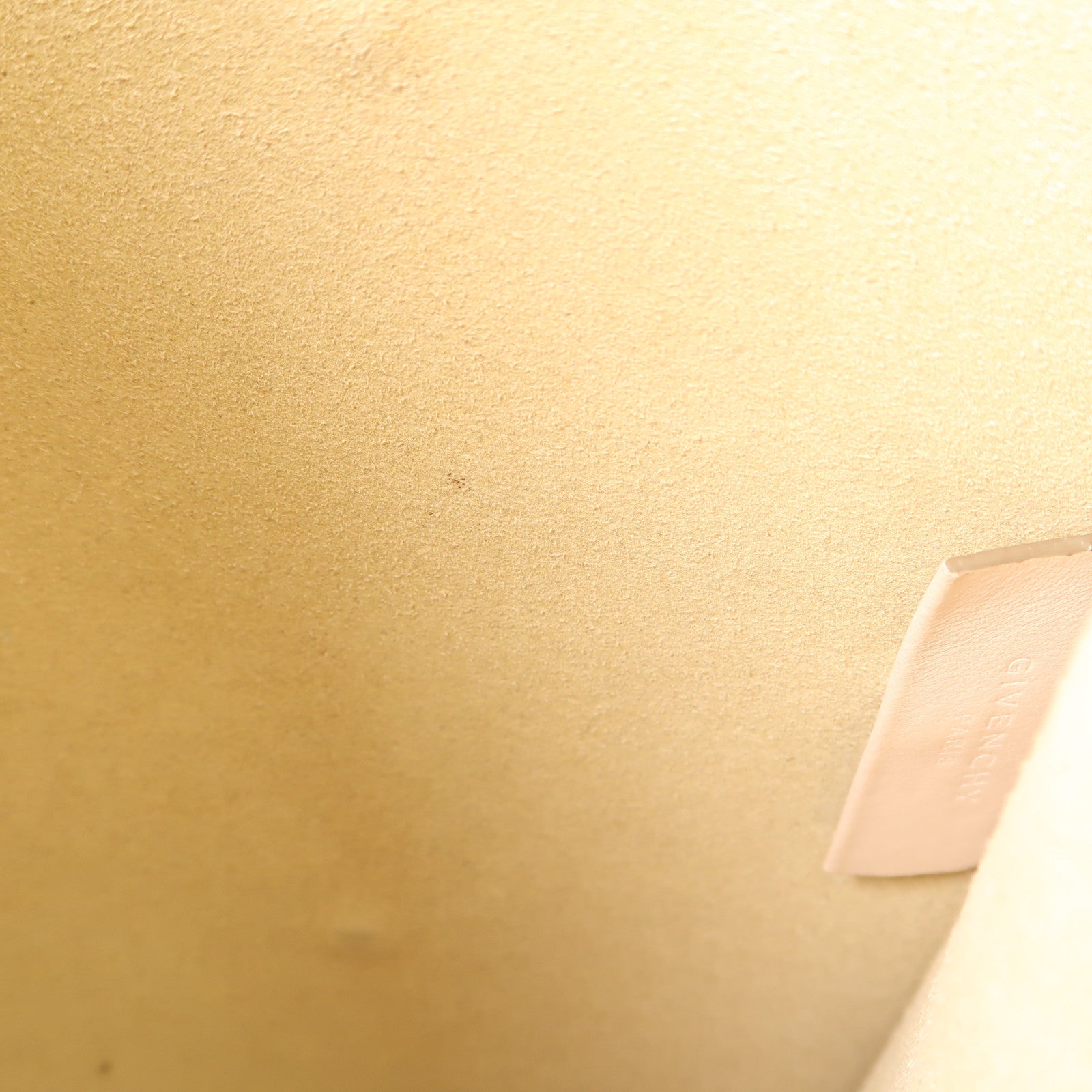 GIVENCHY 牛皮皮革2 Way Bag銀扣手挽肩背兩用袋米色