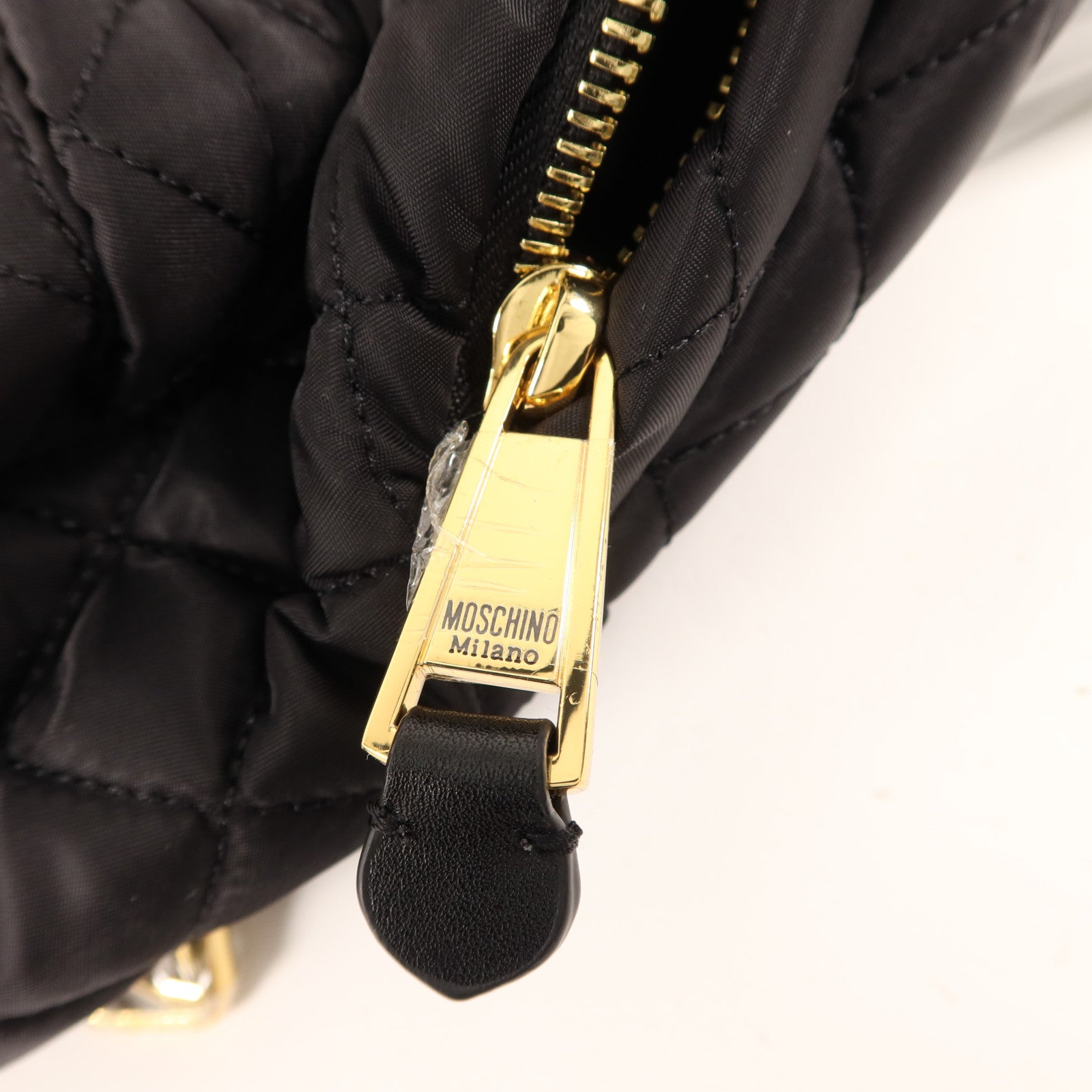 MOSCHINO 尼龍Backpack金扣背包