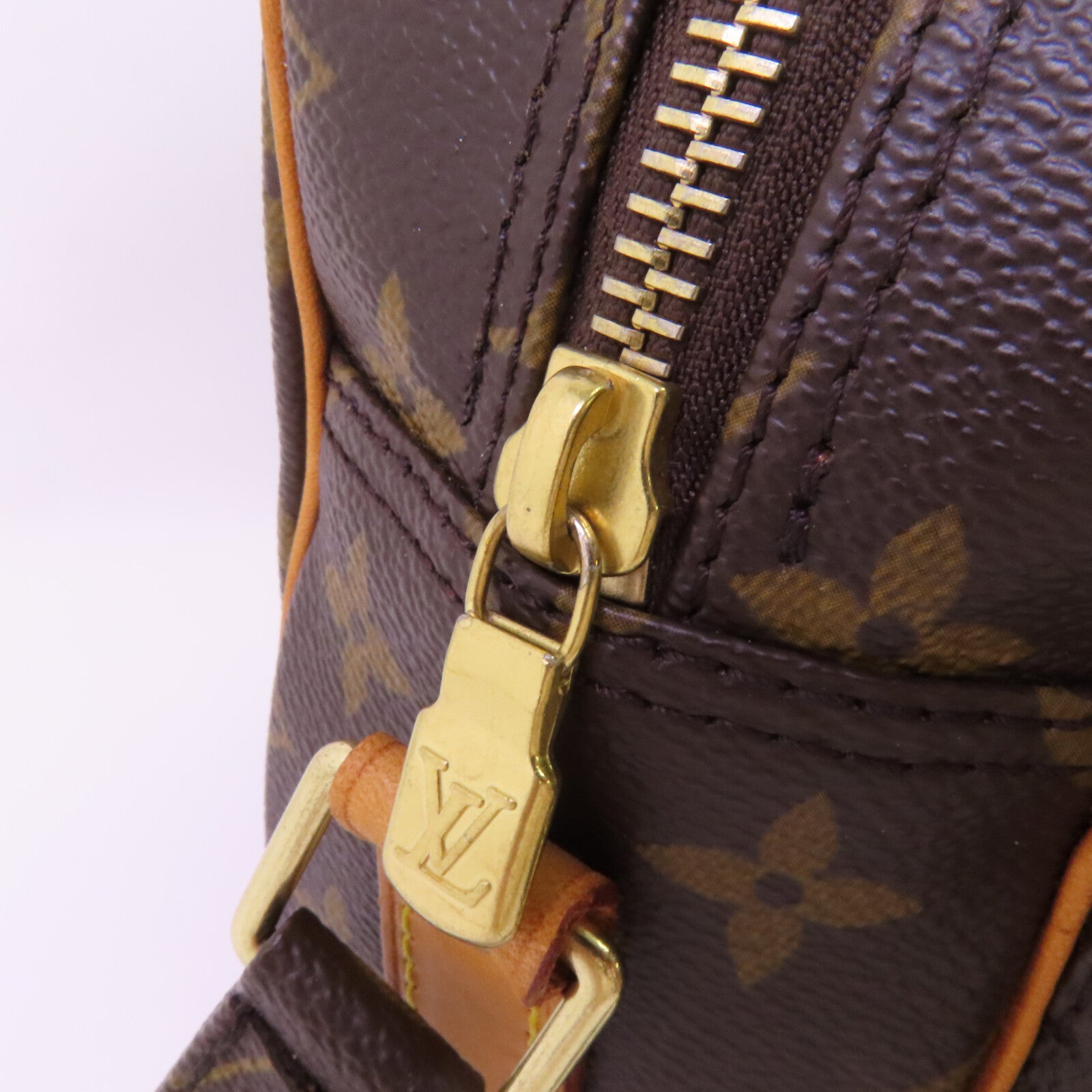 LOUIS VUITTON Monogram Nile金扣肩背袋