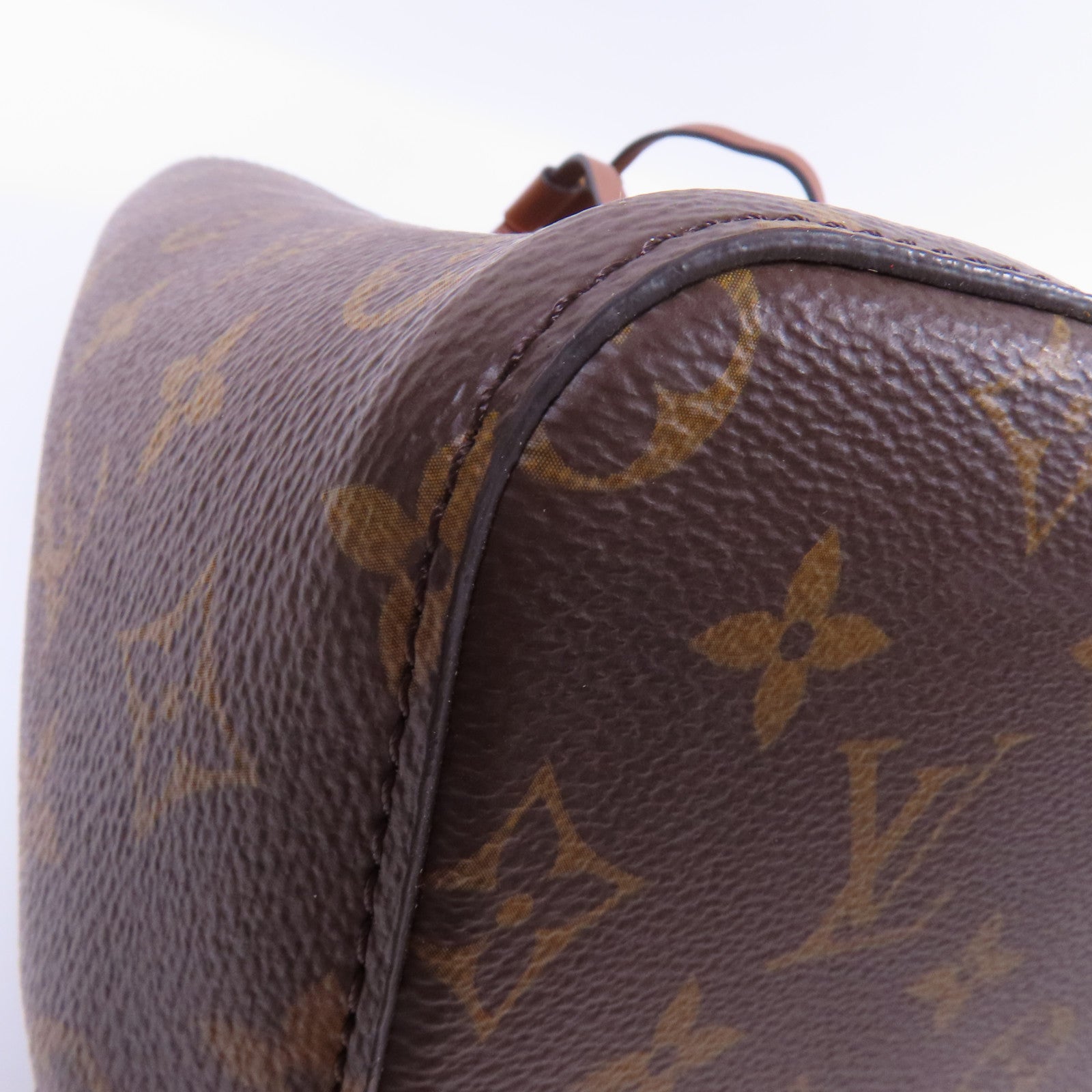 LOUIS VUITTON Monogram NeoNoe MM金扣肩背袋